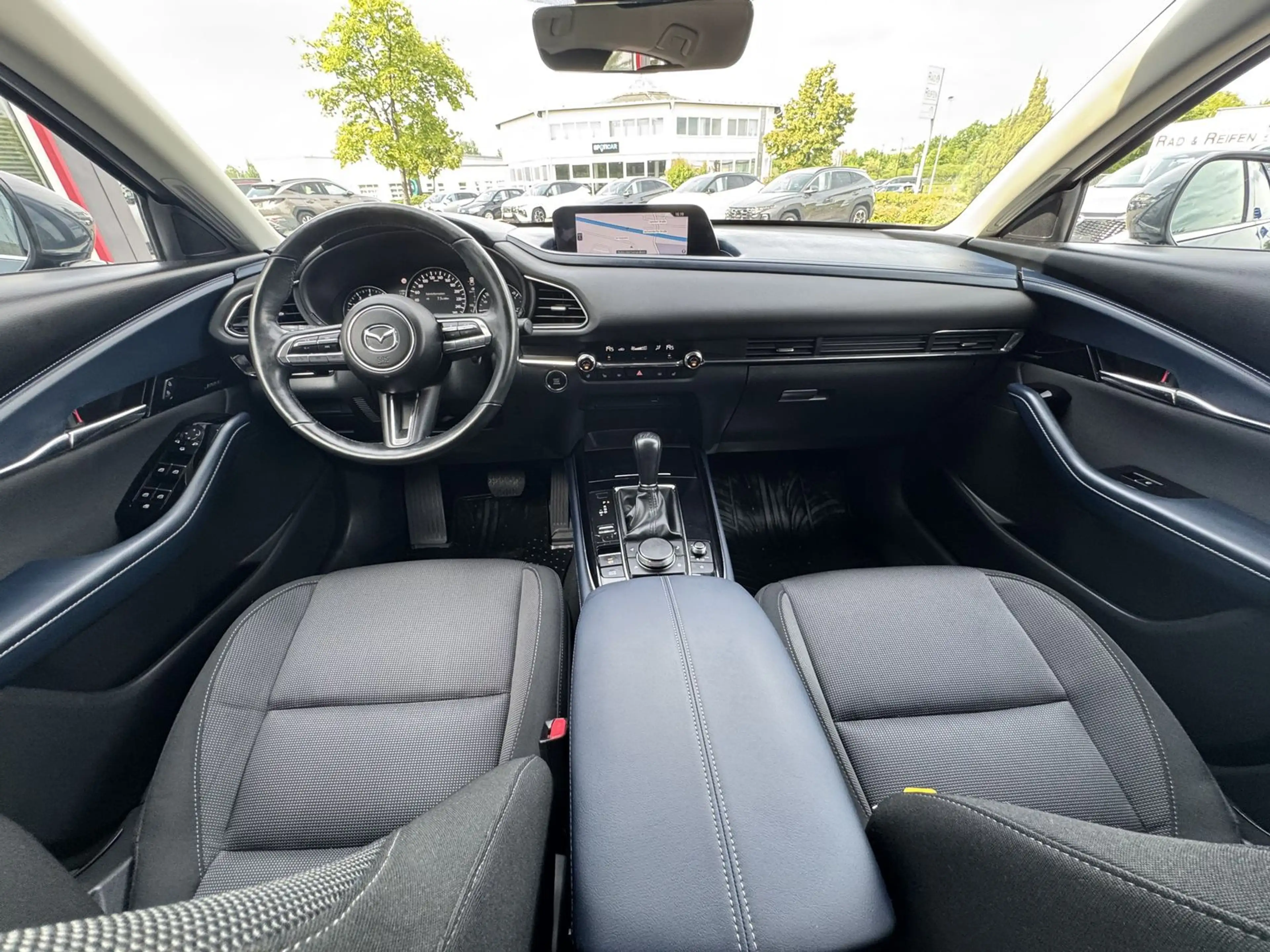 Mazda CX-3 2.0 SkyActive Selection Top Ausstg.2.Hand — photo 9