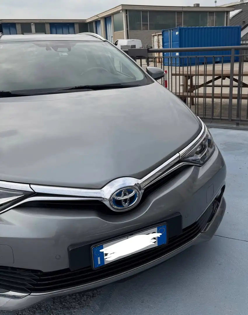Toyota Auris Auris Touring Sports 1.8 Hybrid Lounge Gris - 2
