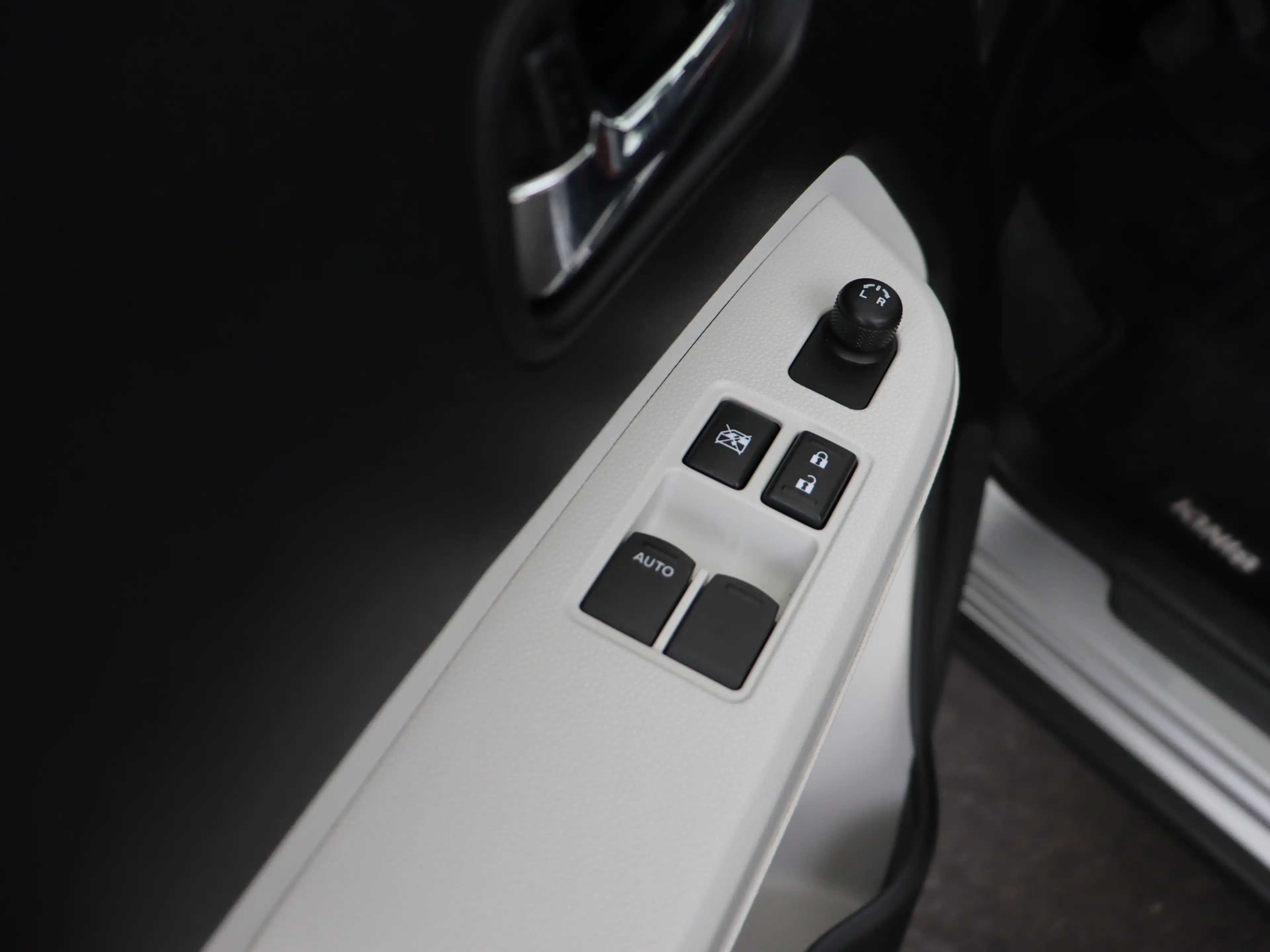 Suzuki Ignis 1.2 Select | NL dealeronderhouden | — photo 9
