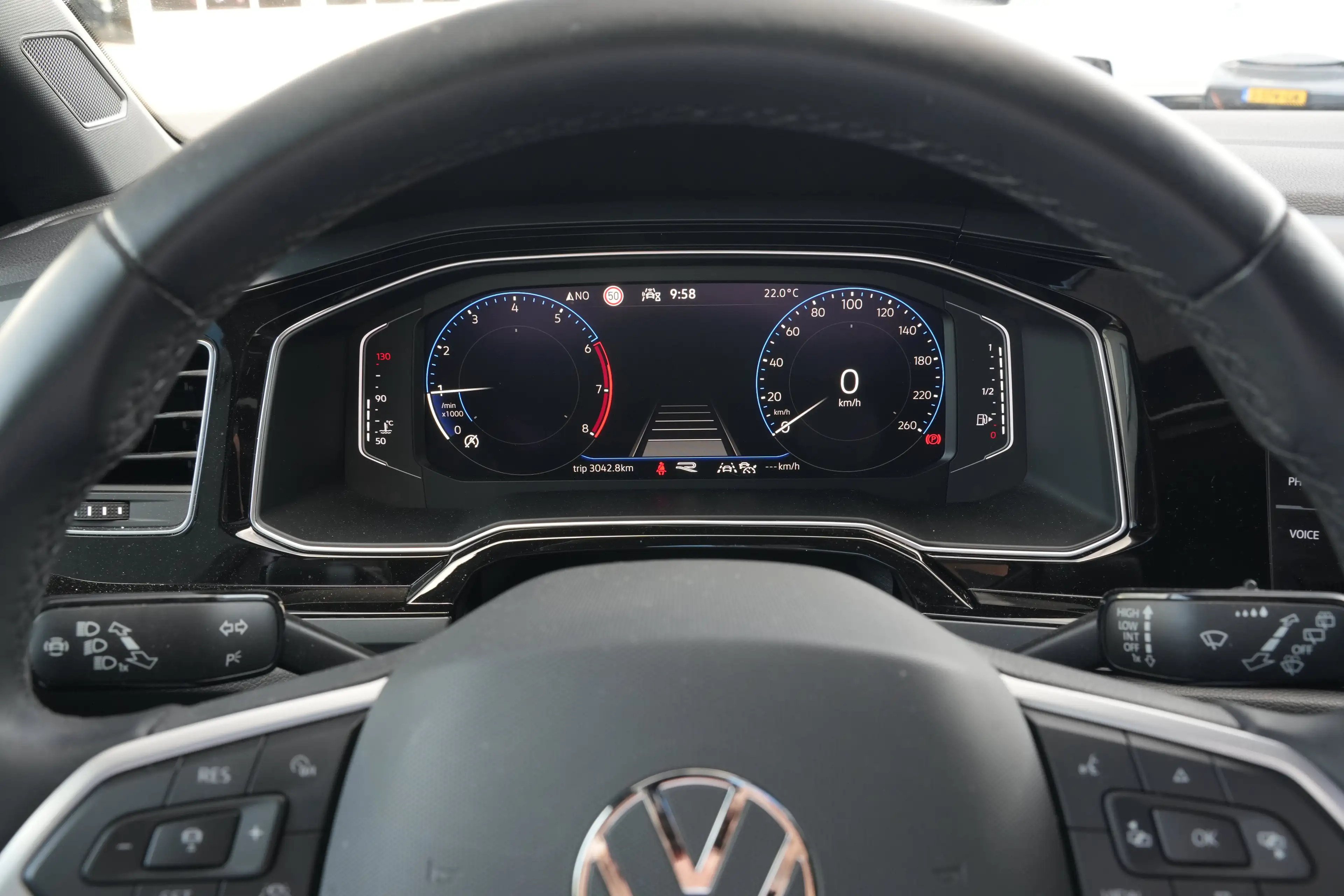 Volkswagen Polo 1.0 TSI 95pk R-Line Edition | Panoramadak | Camera — photo 10