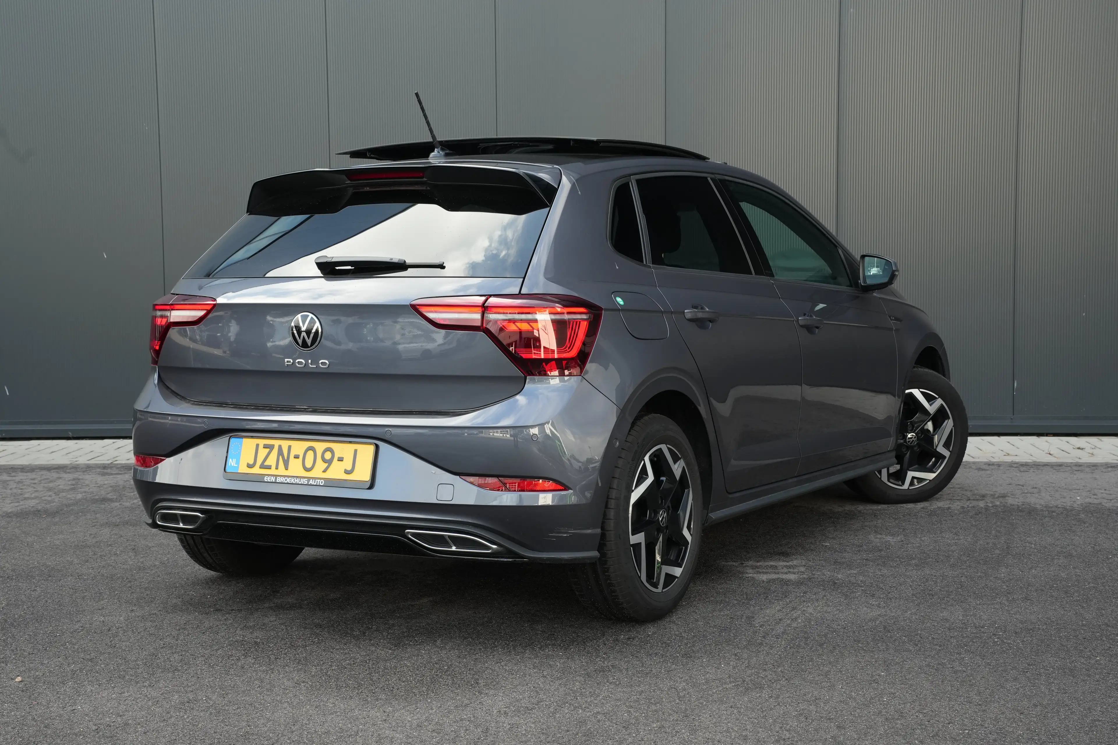 Volkswagen Polo 1.0 TSI 95pk R-Line Edition | Panoramadak | Camera — photo 12