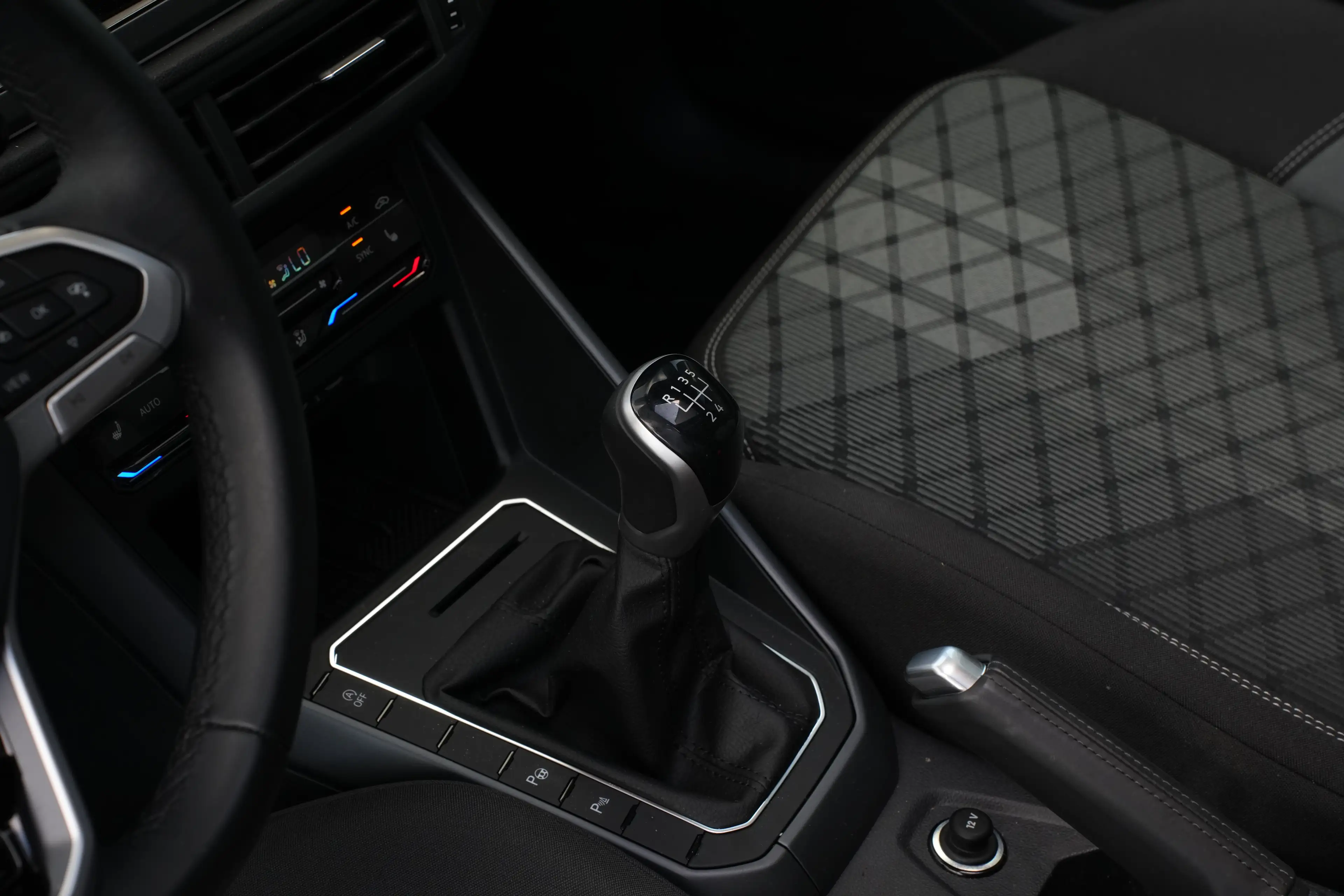 Volkswagen Polo 1.0 TSI 95pk R-Line Edition | Panoramadak | Camera — photo 8