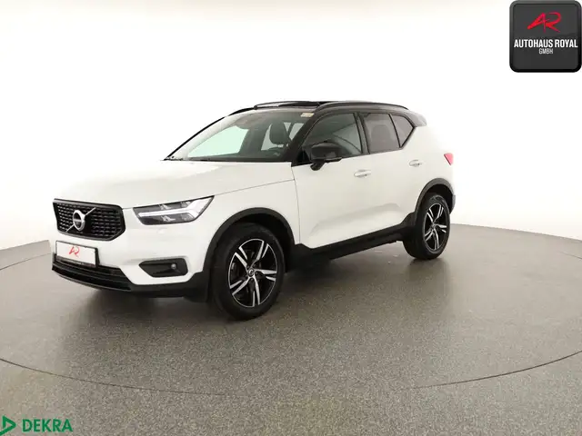 Volvo XC40 XC 40 T5 R Design AWD PANO,360GRAD,ACC,KEYLESS
