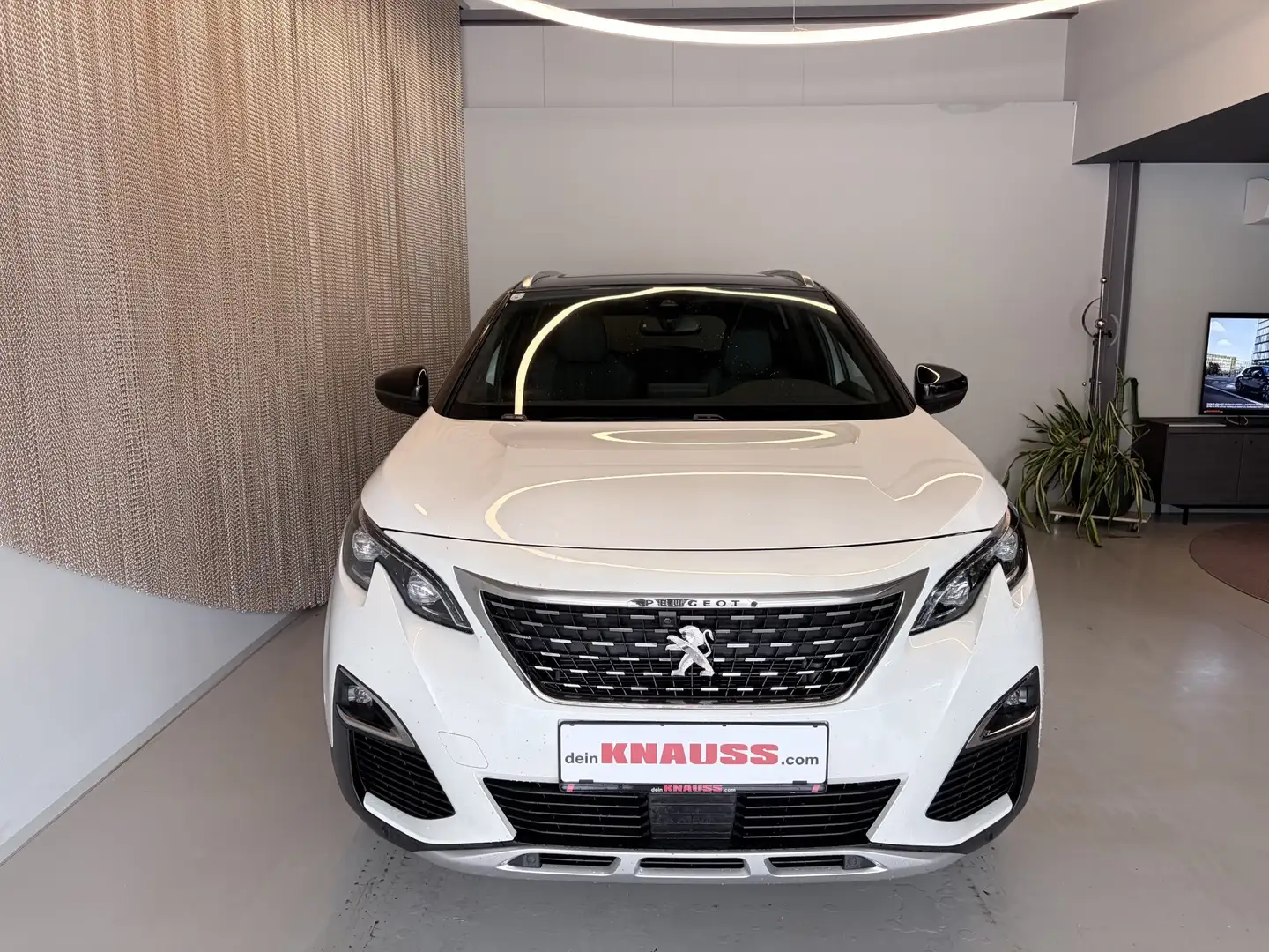 Peugeot 5008 1,5 BlueHDI 130 S&S 6-Gan Weiß - 2