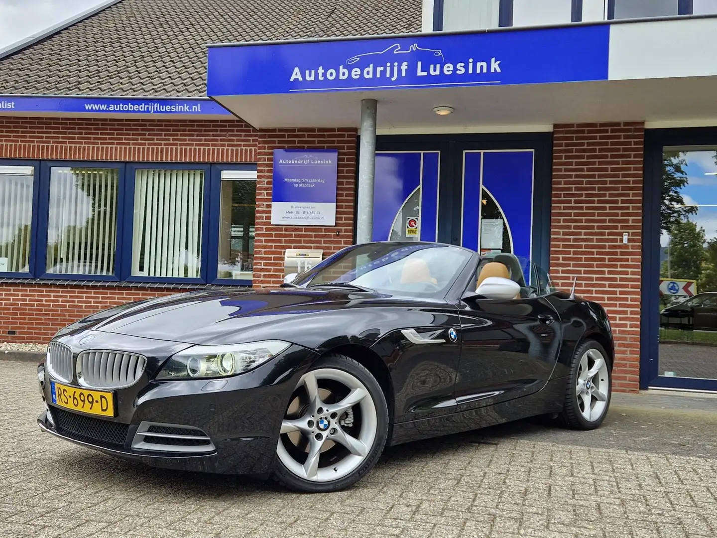 BMW Z4 Roadster SDrive23i Executive Navigatie Bluetooth E Noir - 2
