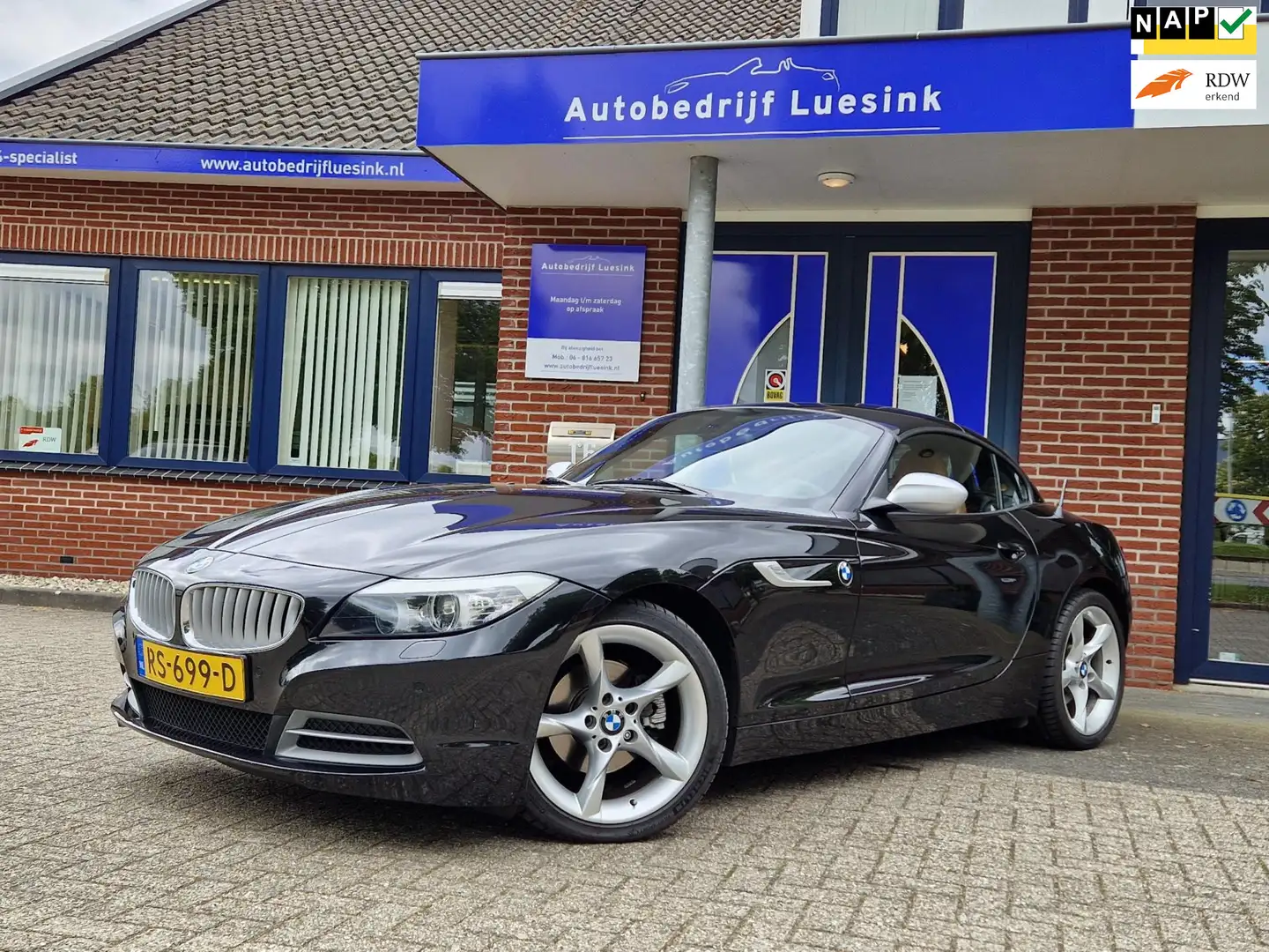 BMW Z4 Roadster SDrive23i Executive Navigatie Bluetooth E Noir - 1