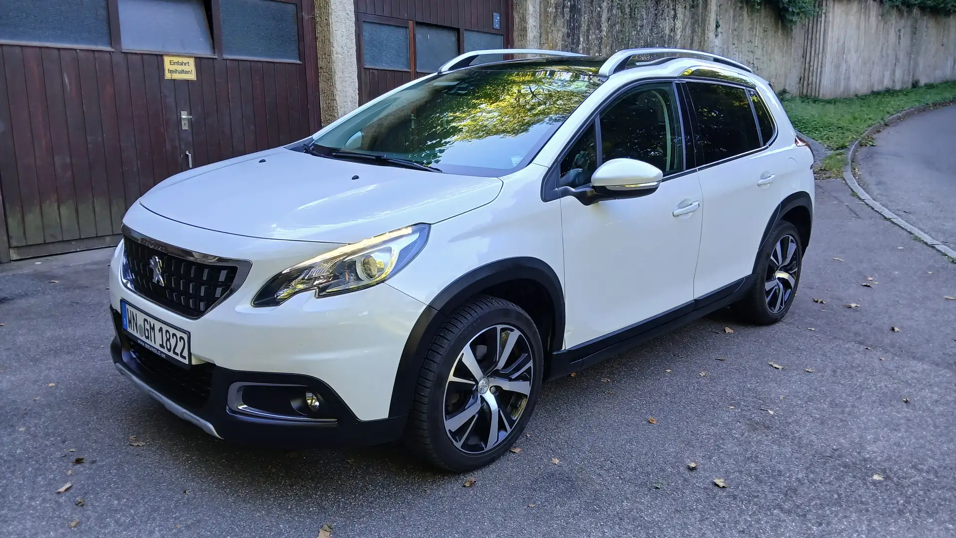 Peugeot 2008 2008 BlueHDi FAP 120 STOP Bílá - 1