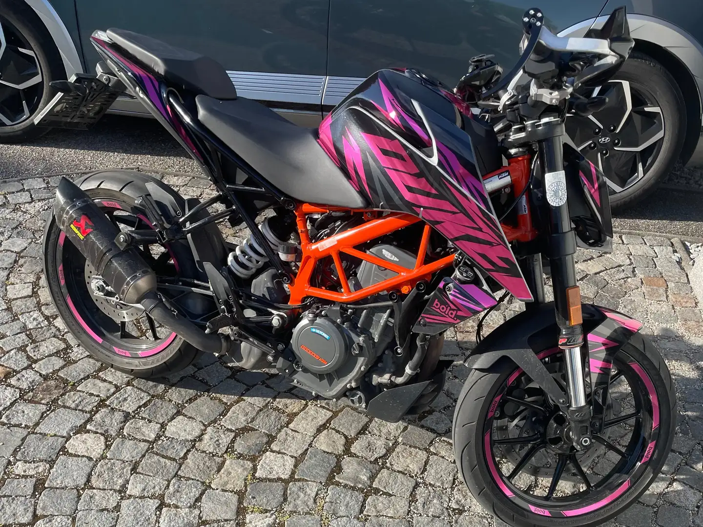 KTM 390 Duke Violett - 2