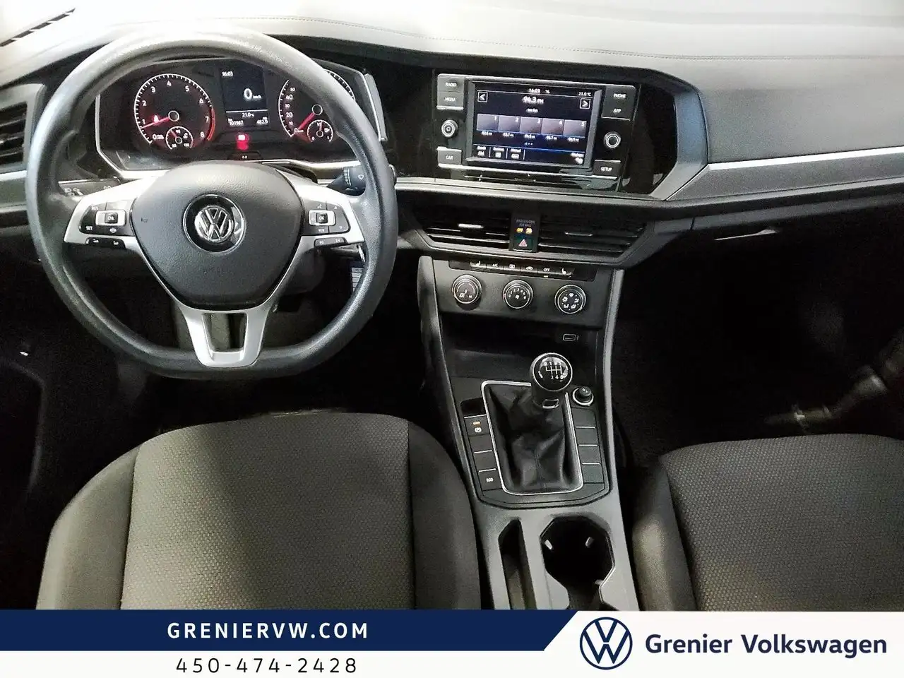 Volkswagen Jetta снимка Volkswagen Jetta