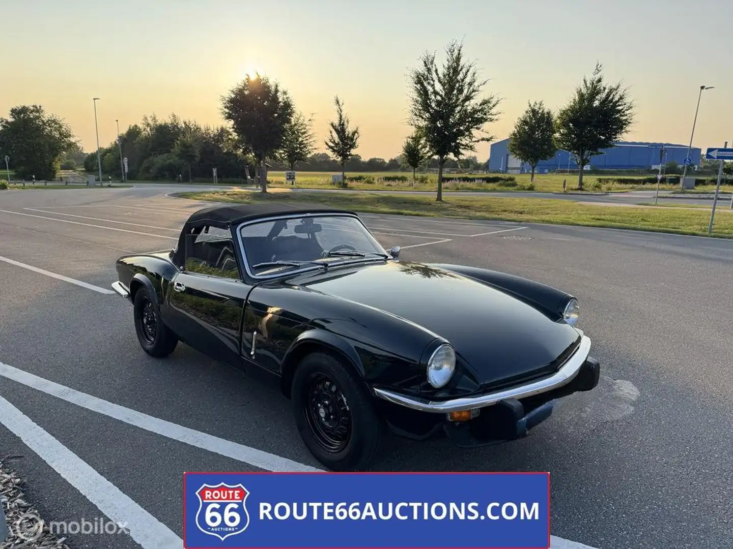Triumph Spitfire MK IV Cabriolet Zwart - 1