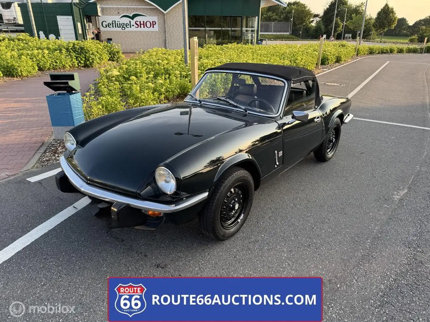 Triumph Spitfire MK IV Cabriolet Zwart - 2