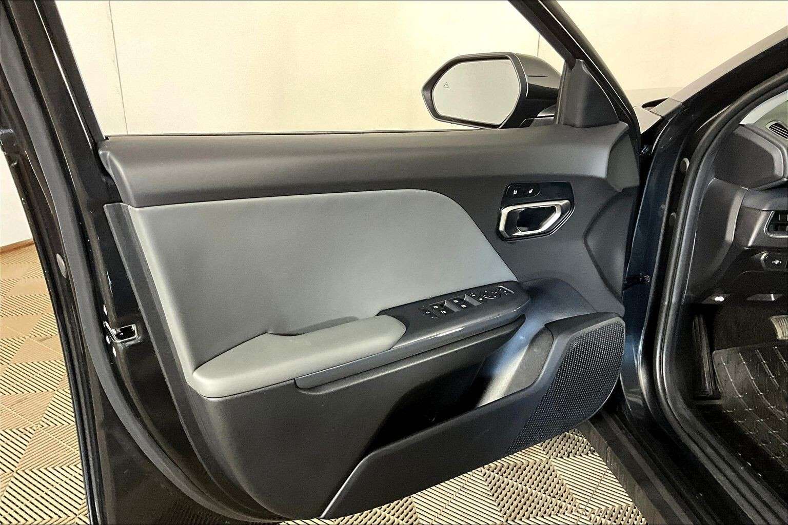 used 2025 Kia K4 car, priced at $24,998