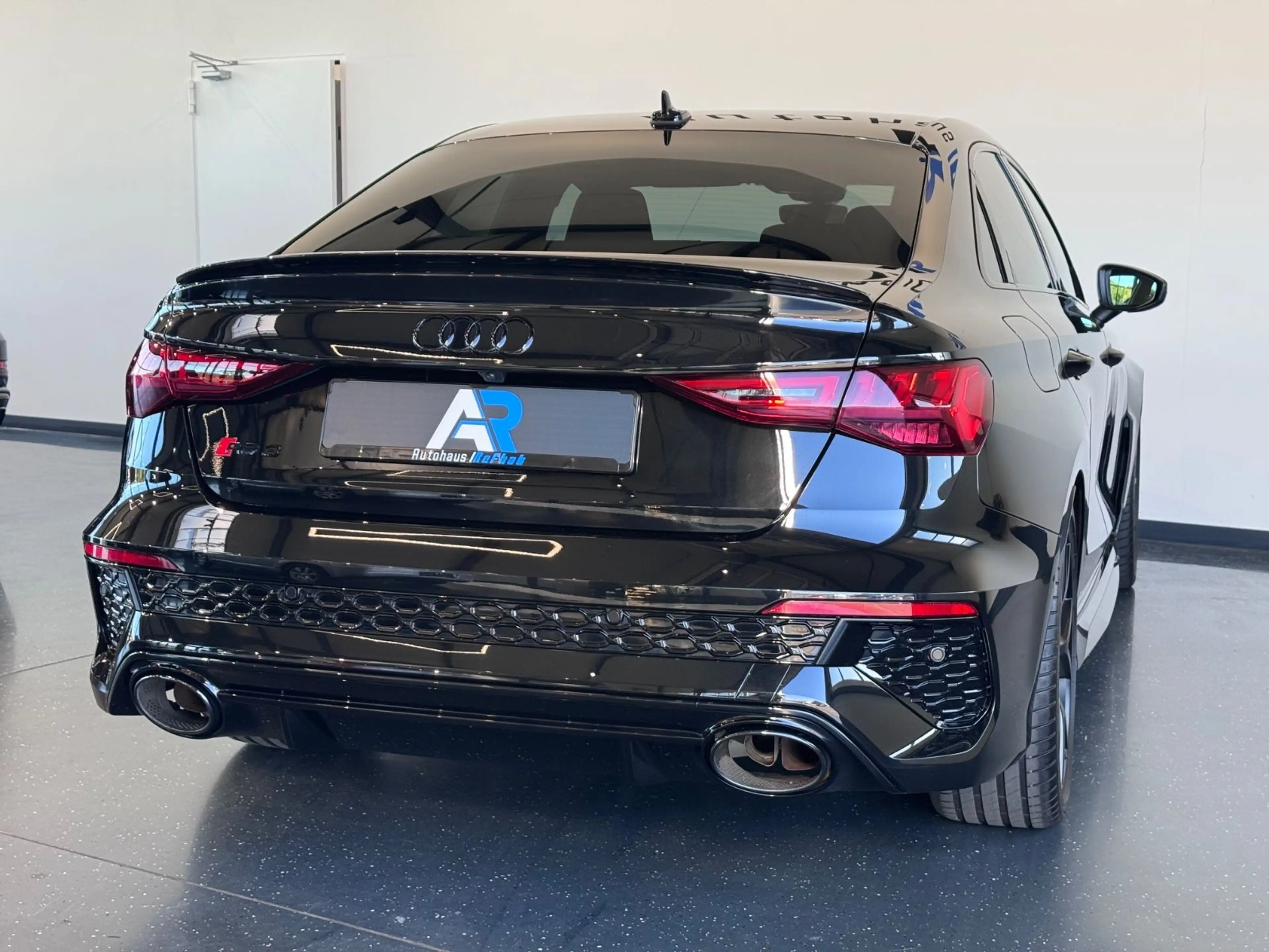 Audi RS3 Lim. 2.5 TFSI quattro*PERFORMAN*ACC*VIRTUAL* — photo 8