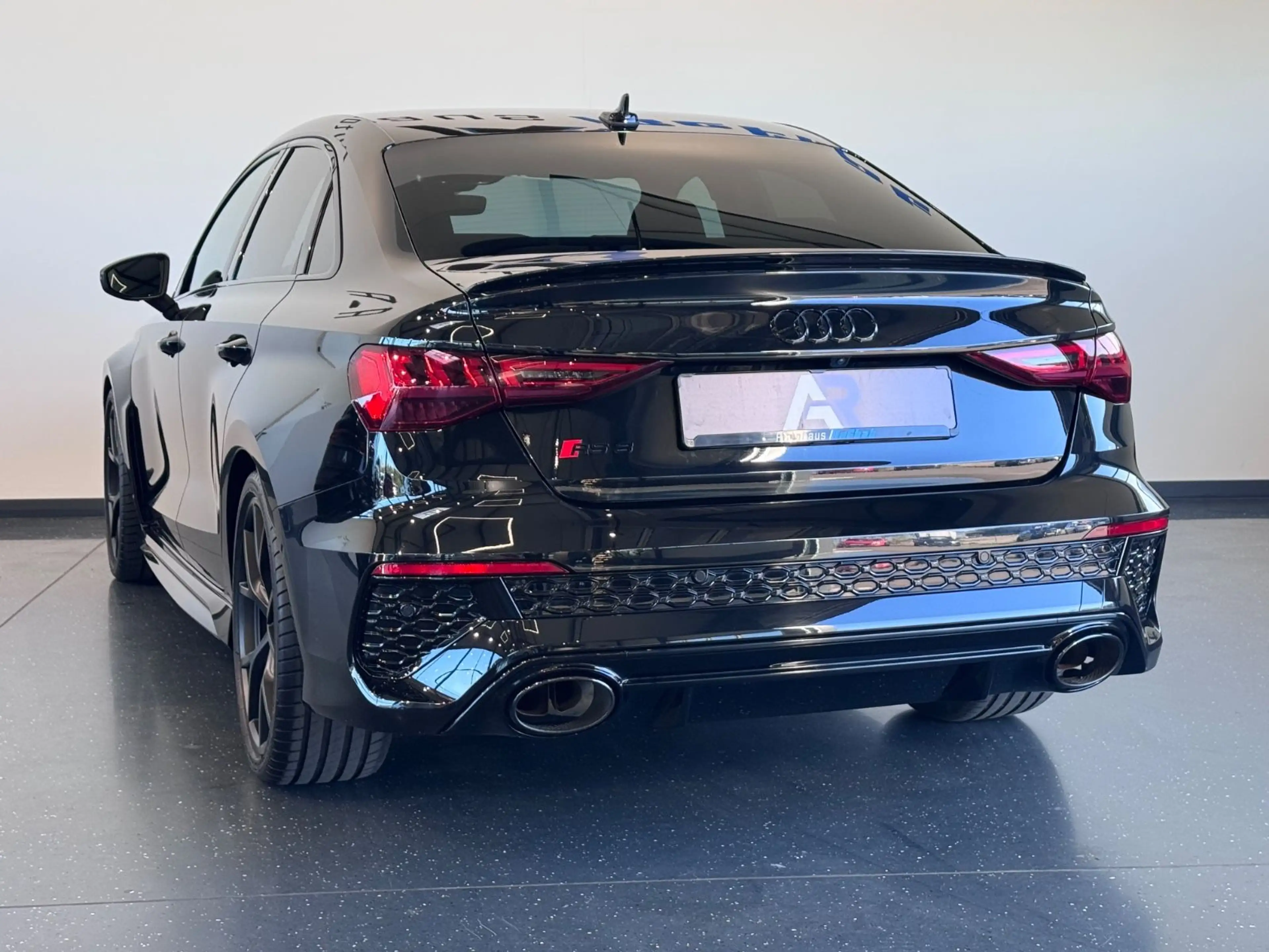 Audi RS3 Lim. 2.5 TFSI quattro*PERFORMAN*ACC*VIRTUAL* — photo 10