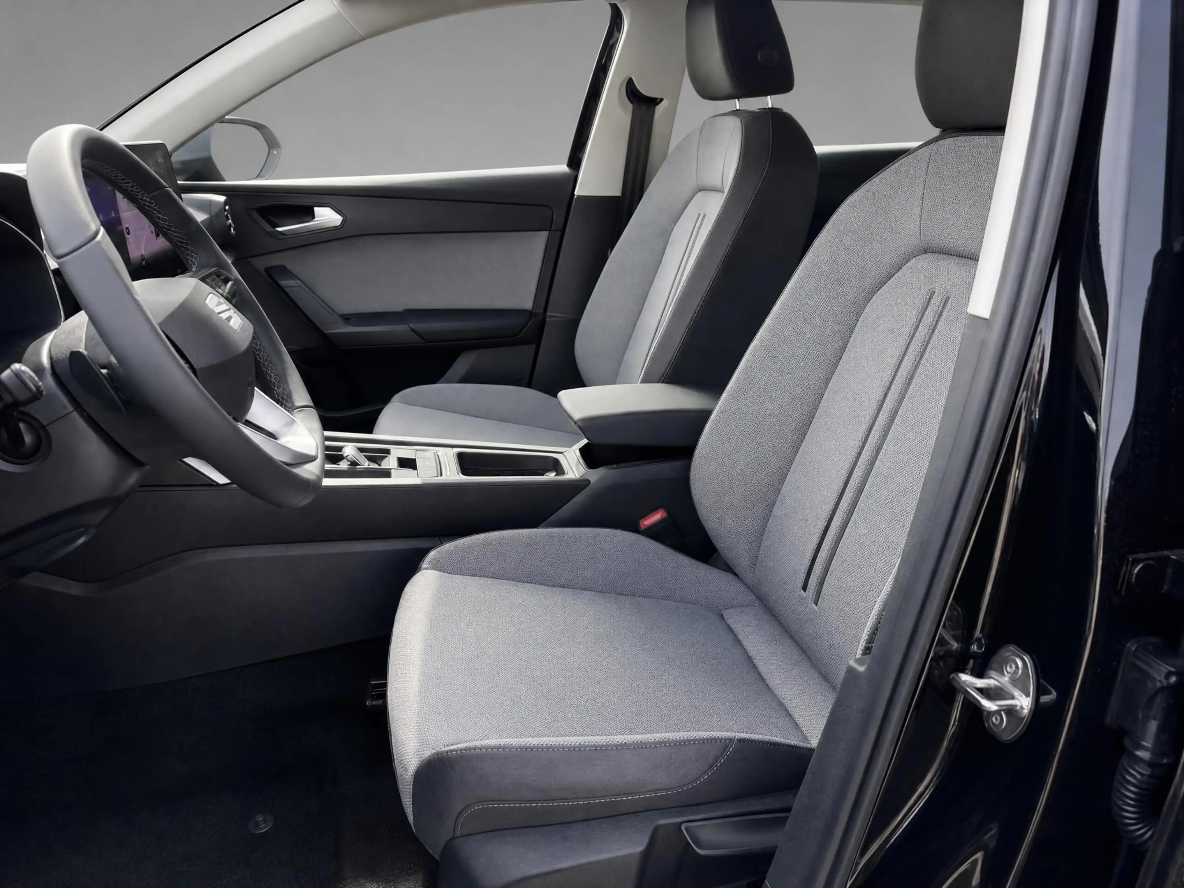 SEAT Leon Sportstourer Style Business Intense 1.5 eTSI 115 P — photo 9