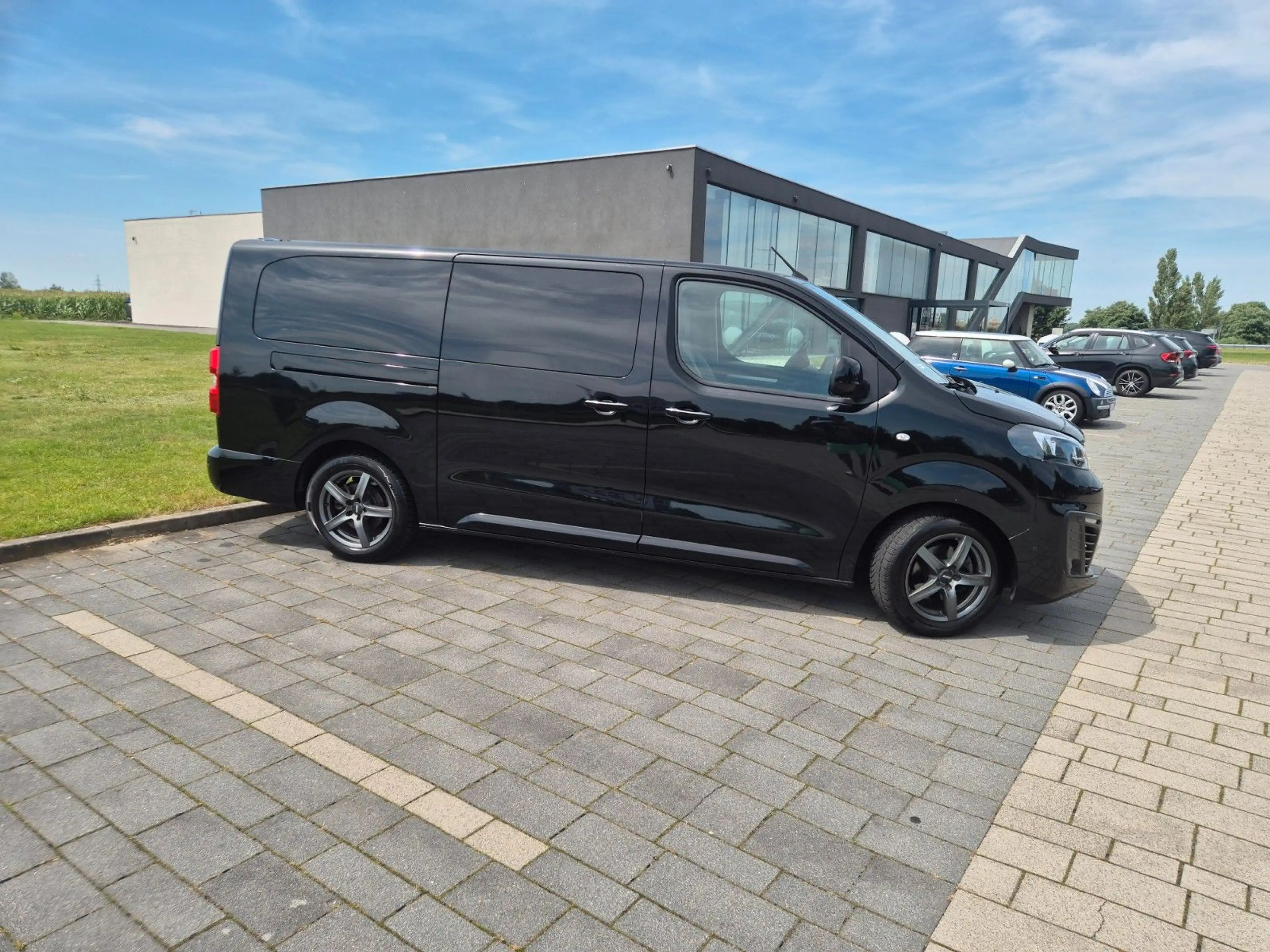 Opel Zafira Life Tourer L3 Leder El. Tueren — photo 6