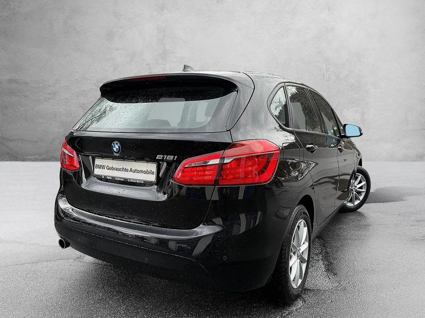 BMW 216 i Active Tourer Zwart - 2