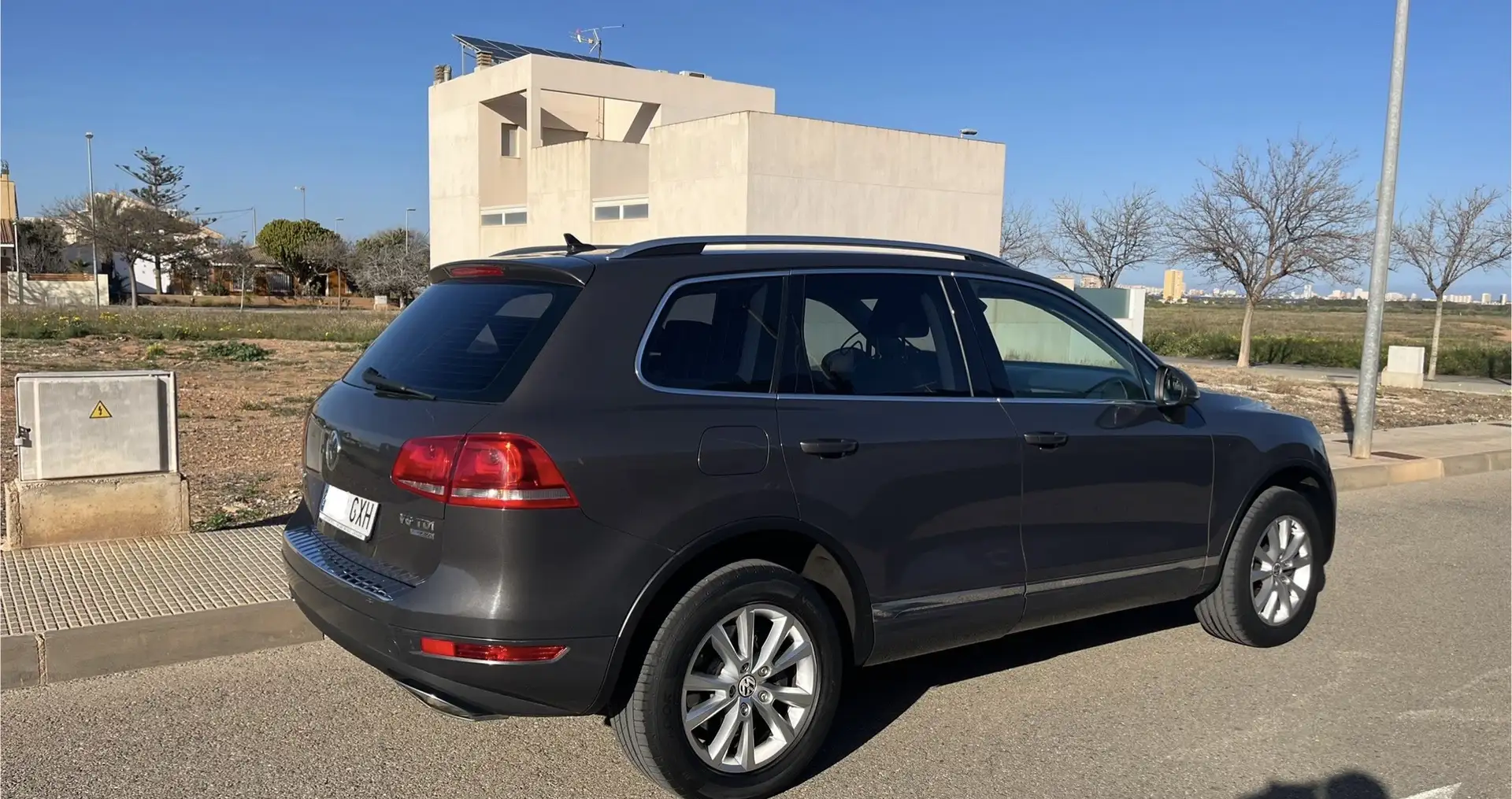Volkswagen Touareg 3.0TDI V6 BMT 240 Tiptronic - 2