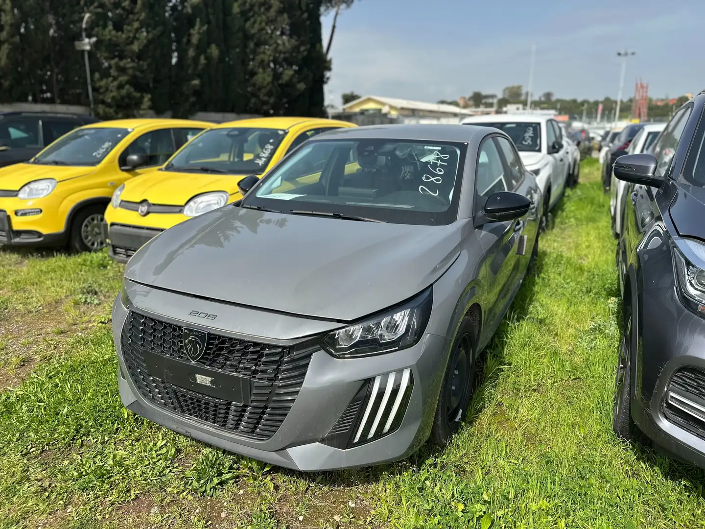 Peugeot 208 PureTech 75 Stop&Start 5 porte Active Grau - 1