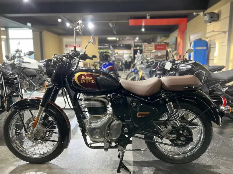 Royal Enfield Classic - foto 4