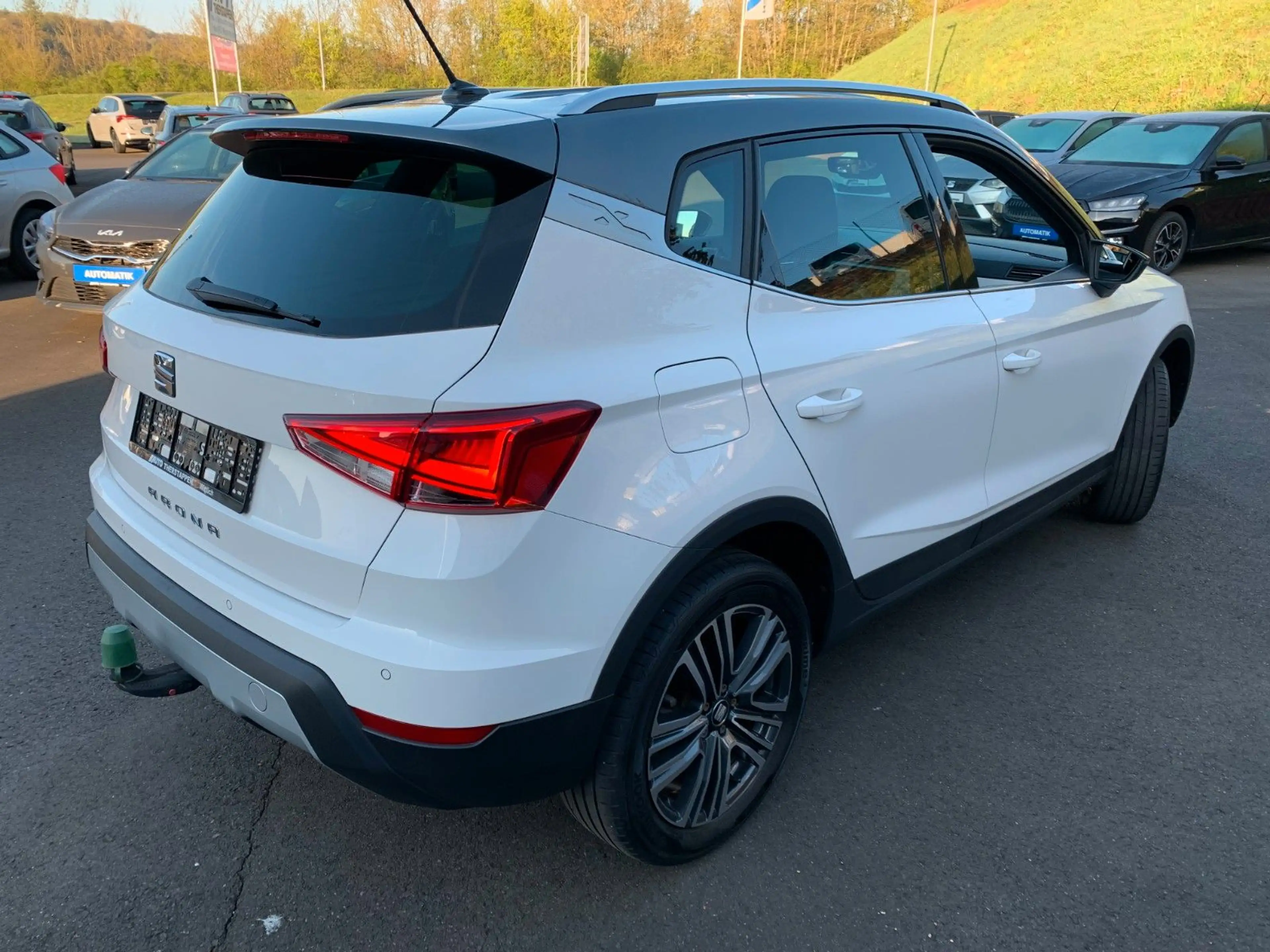 SEAT Arona 116PS Xcellence AHK/LED/17°Alu/PDC/AppConn — photo 6