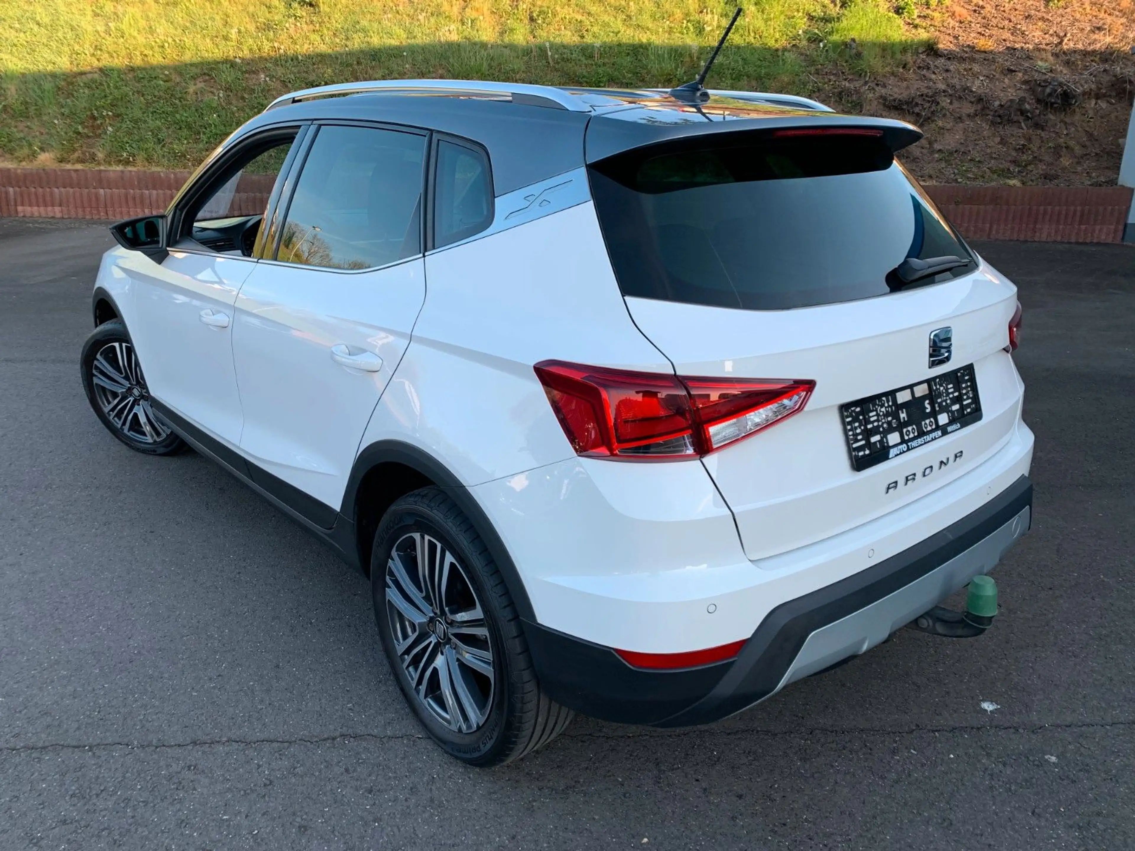 SEAT Arona 116PS Xcellence AHK/LED/17°Alu/PDC/AppConn — photo 8