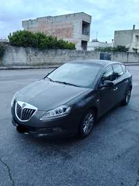 Delta 1.6 mjt Platino 120cv dpf