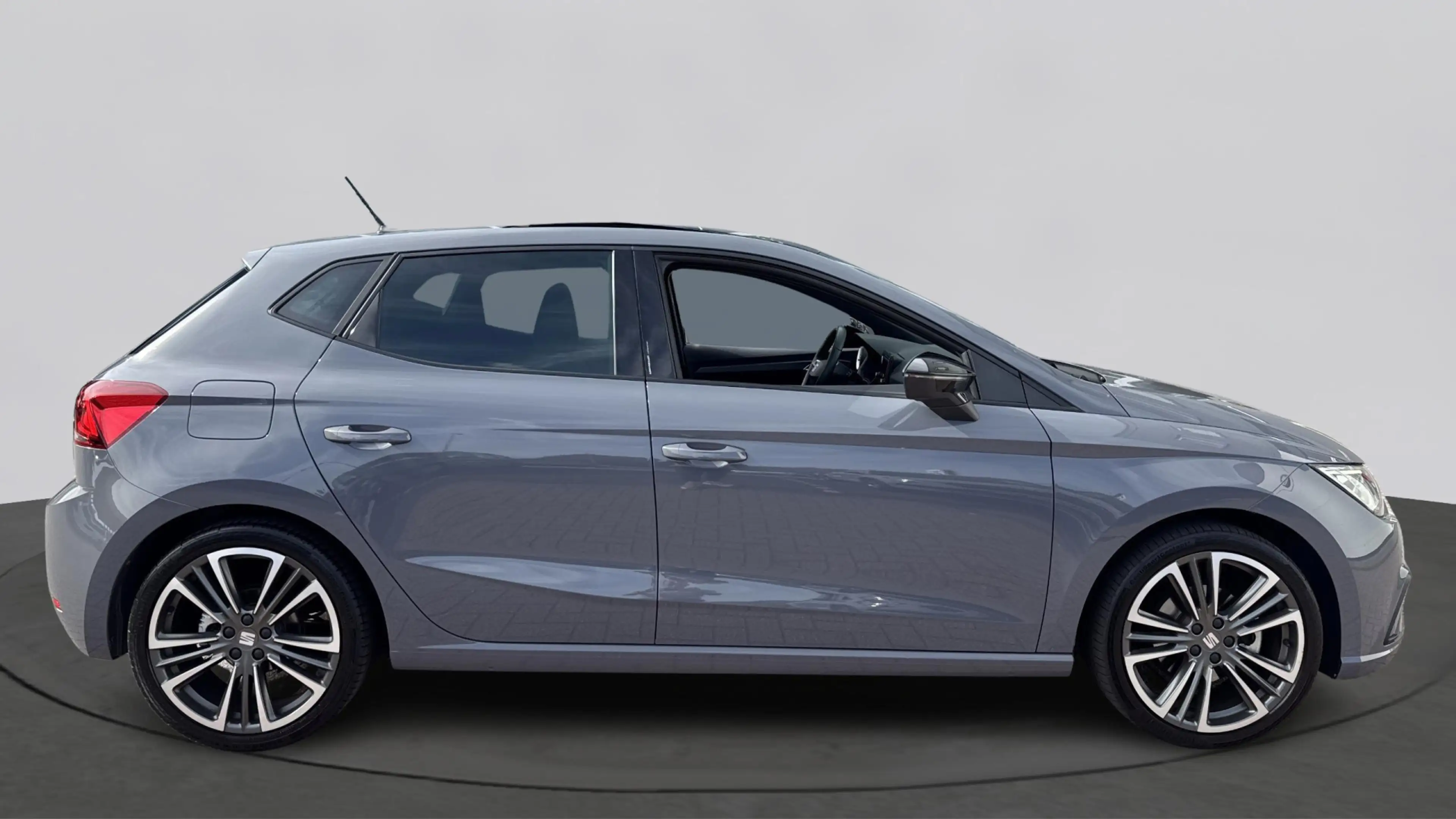 SEAT Ibiza 1.0 EcoTSI FR Anniversary — photo 6