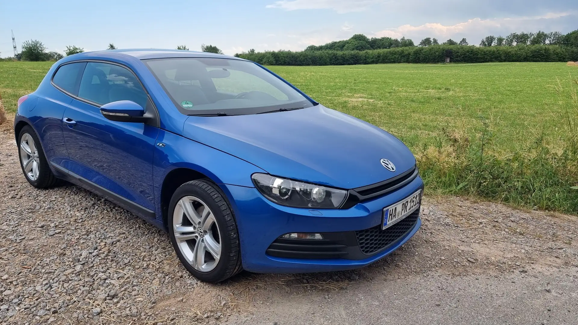 Volkswagen Scirocco R Line 2.0 TDI Blau - 1