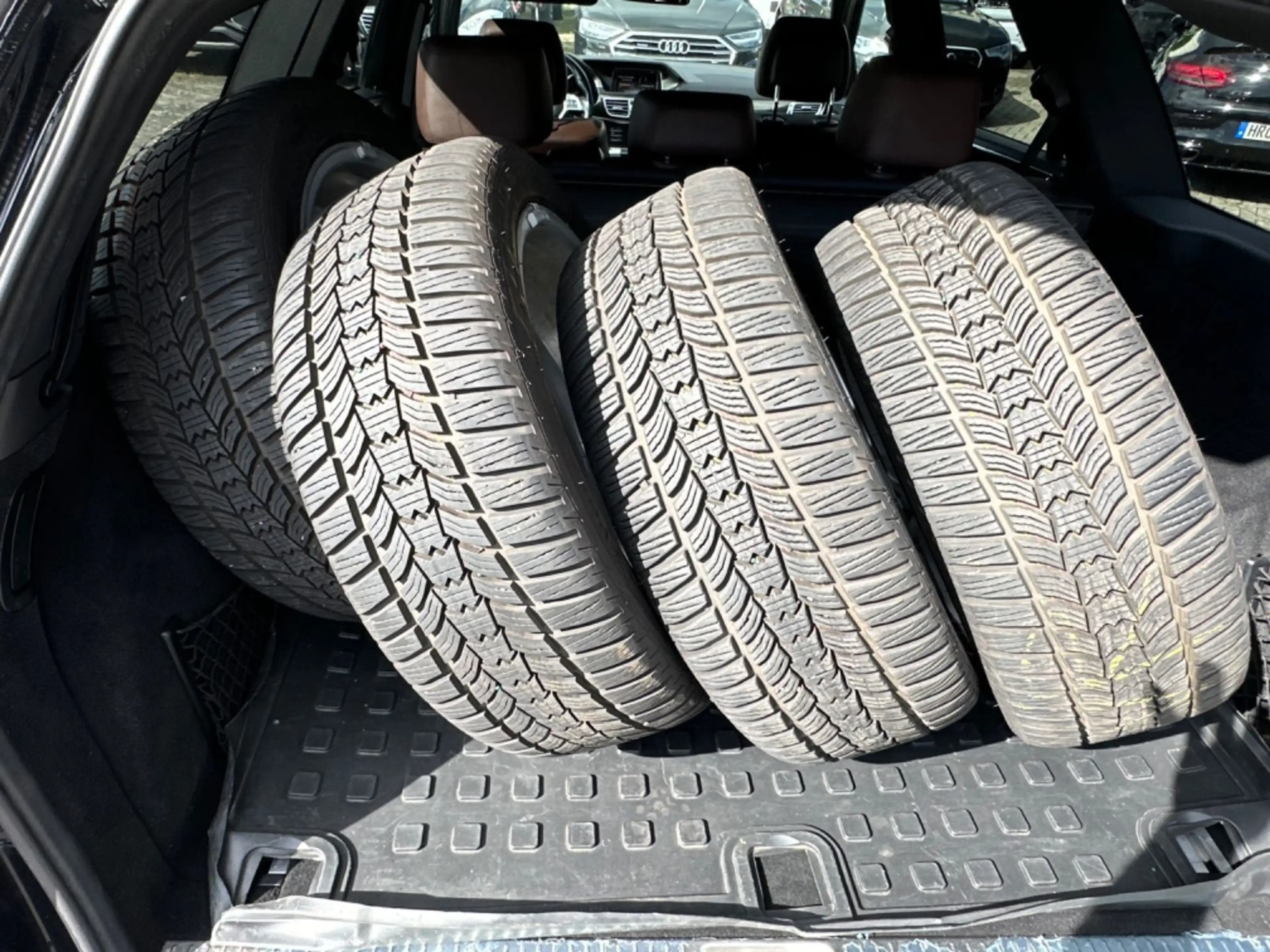 Mercedes-Benz E 350 E T-Modell E 350 BlueTec 4Matic — photo 8