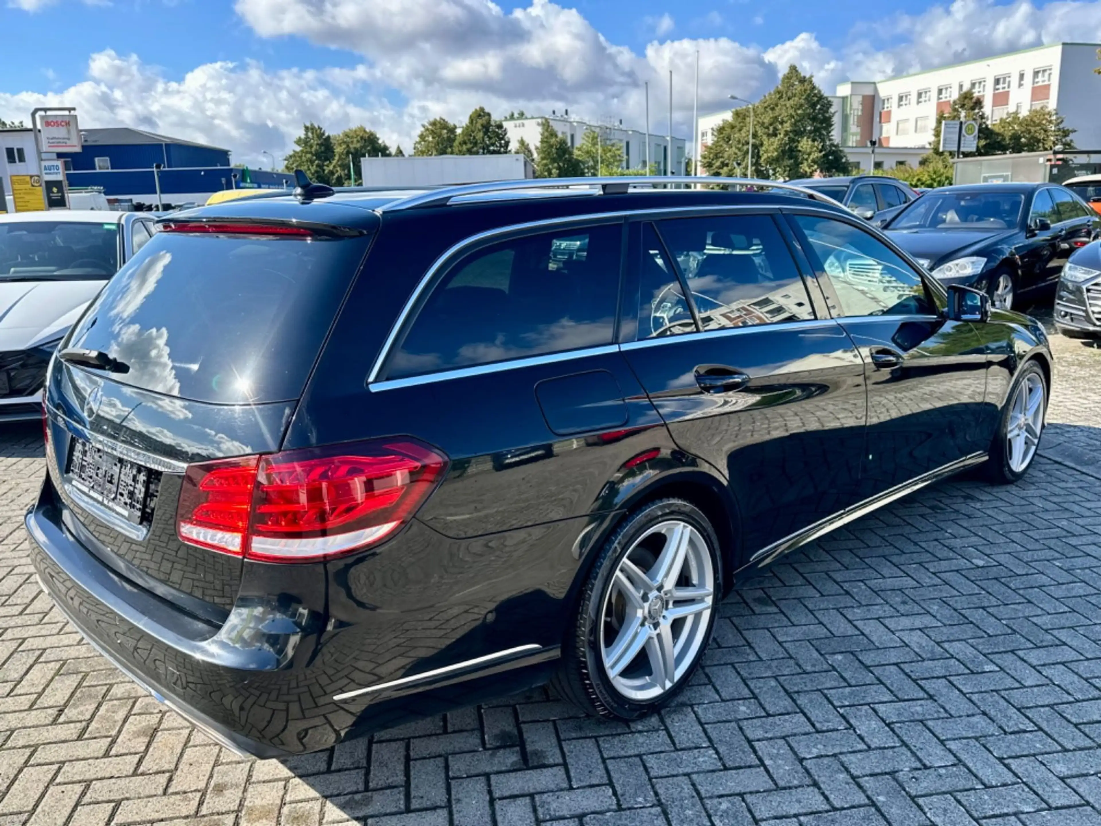 Mercedes-Benz E 350 E T-Modell E 350 BlueTec 4Matic — photo 5