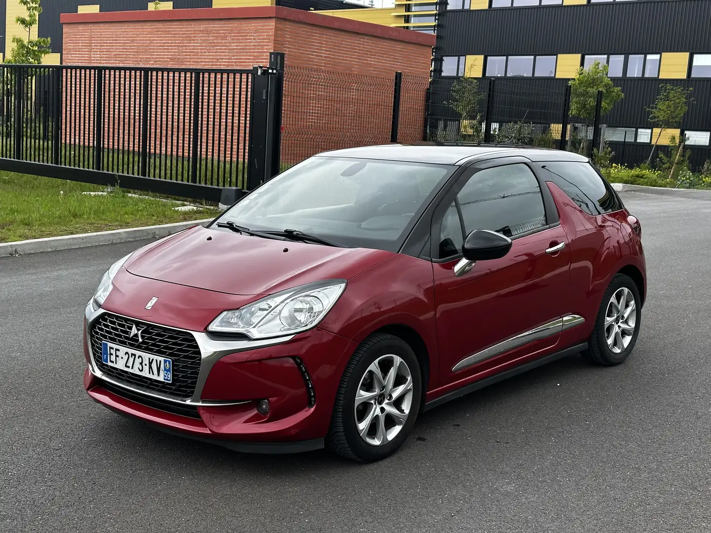 DS Automobiles DS 3 BlueHDi 100 S&S BVM So Chic - 1
