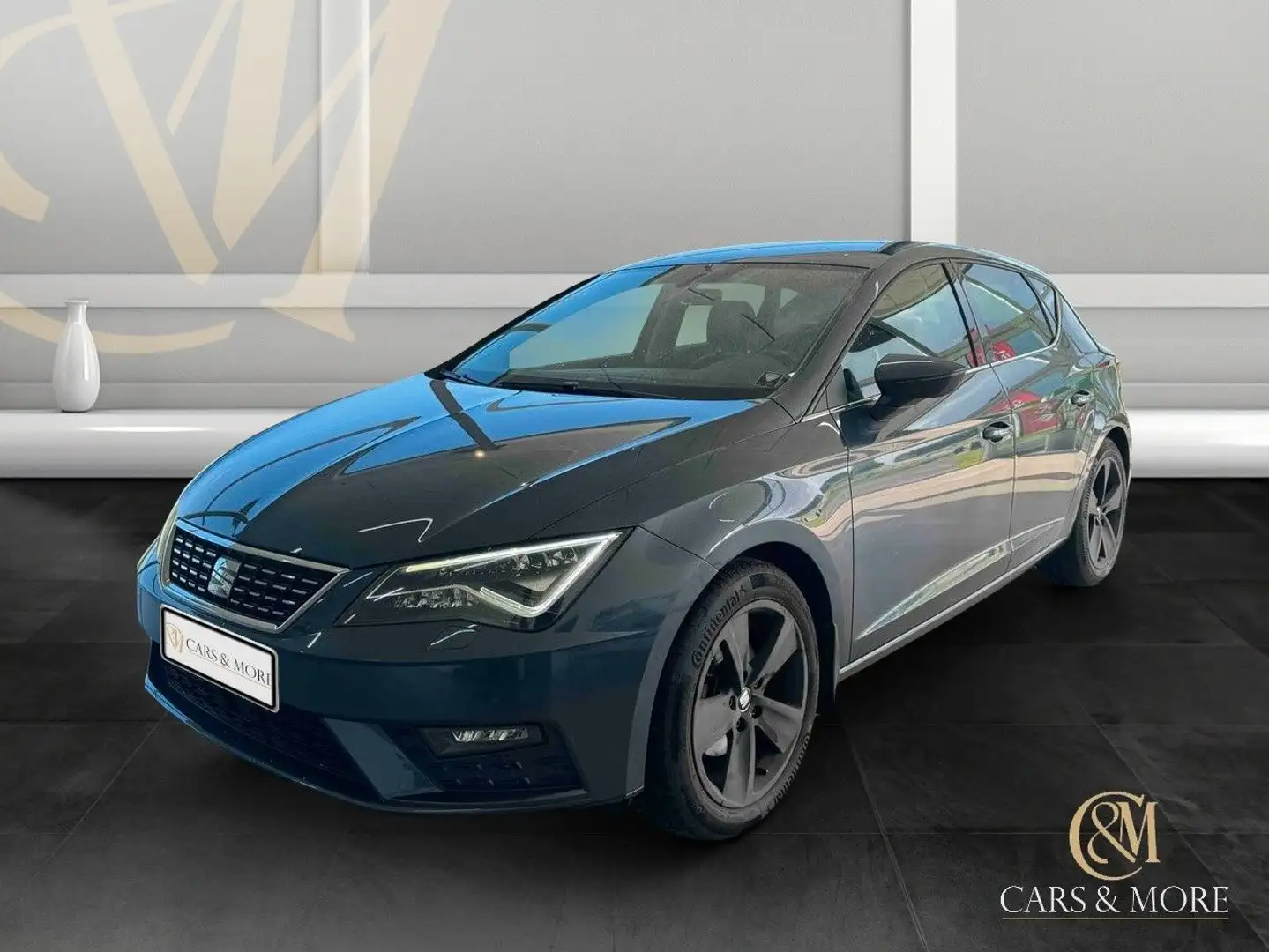 SEAT Leon Xcellence T.Leder Navi Virtual CarPlay ACC LED Grau - 1