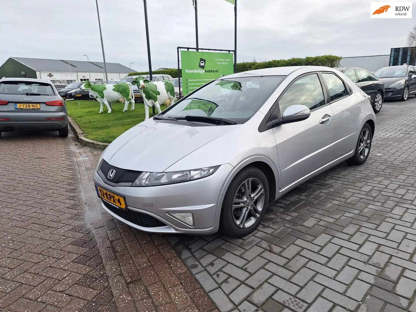 Honda Civic 1.8 Style Mode / Zeer netjes / APK jan 2027 Grijs - 1