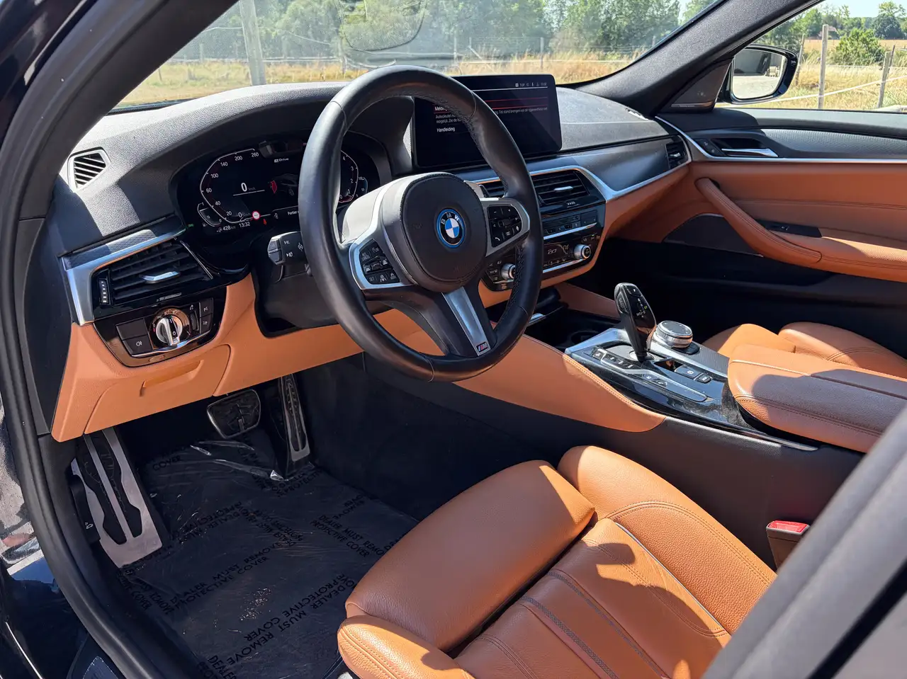BMW 530 Touring 530e * M-PACK * PANO * LEDER * HARMAN KARDON * CAMERA, миниатюра 12