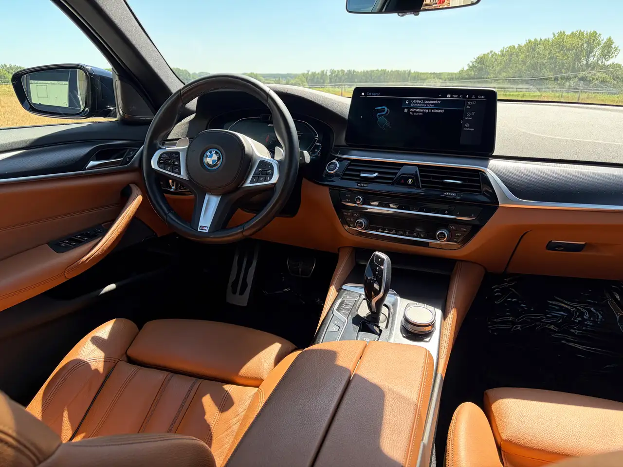 BMW 530 Touring 530e * M-PACK * PANO * LEDER * HARMAN KARDON * CAMERA, миниатюра 10