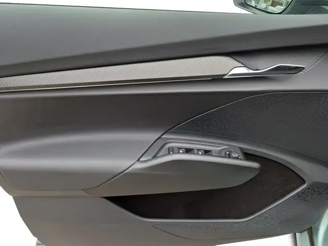 Skoda Enyaq view 11