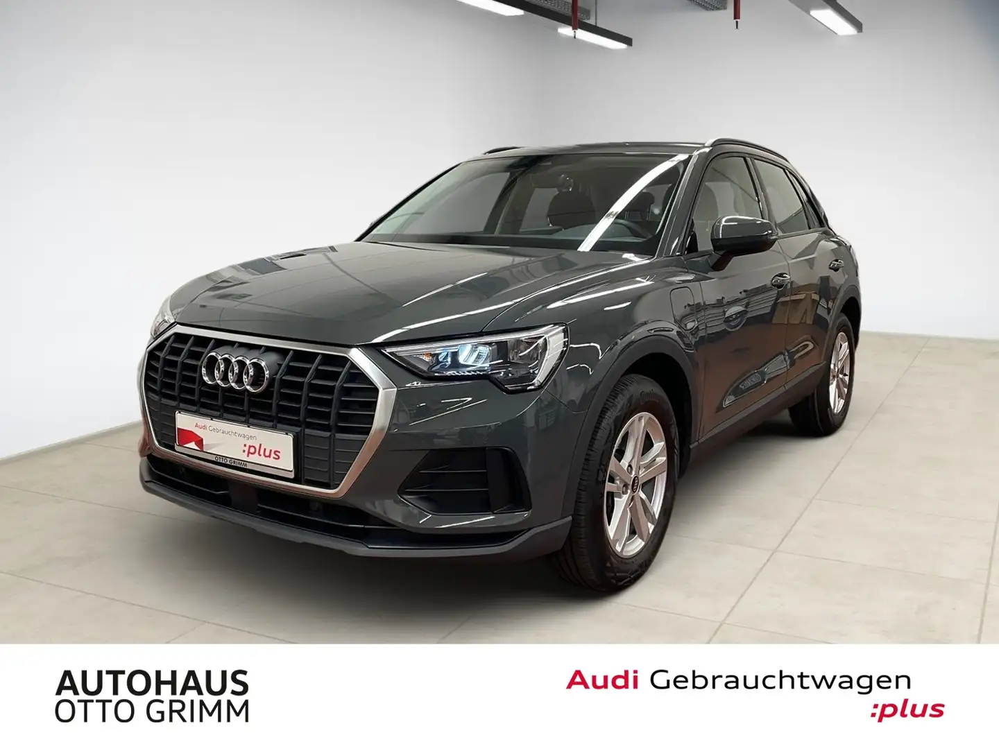 Audi Q3 45 TFSI e KLIMA NAVI ALU Grau - 1