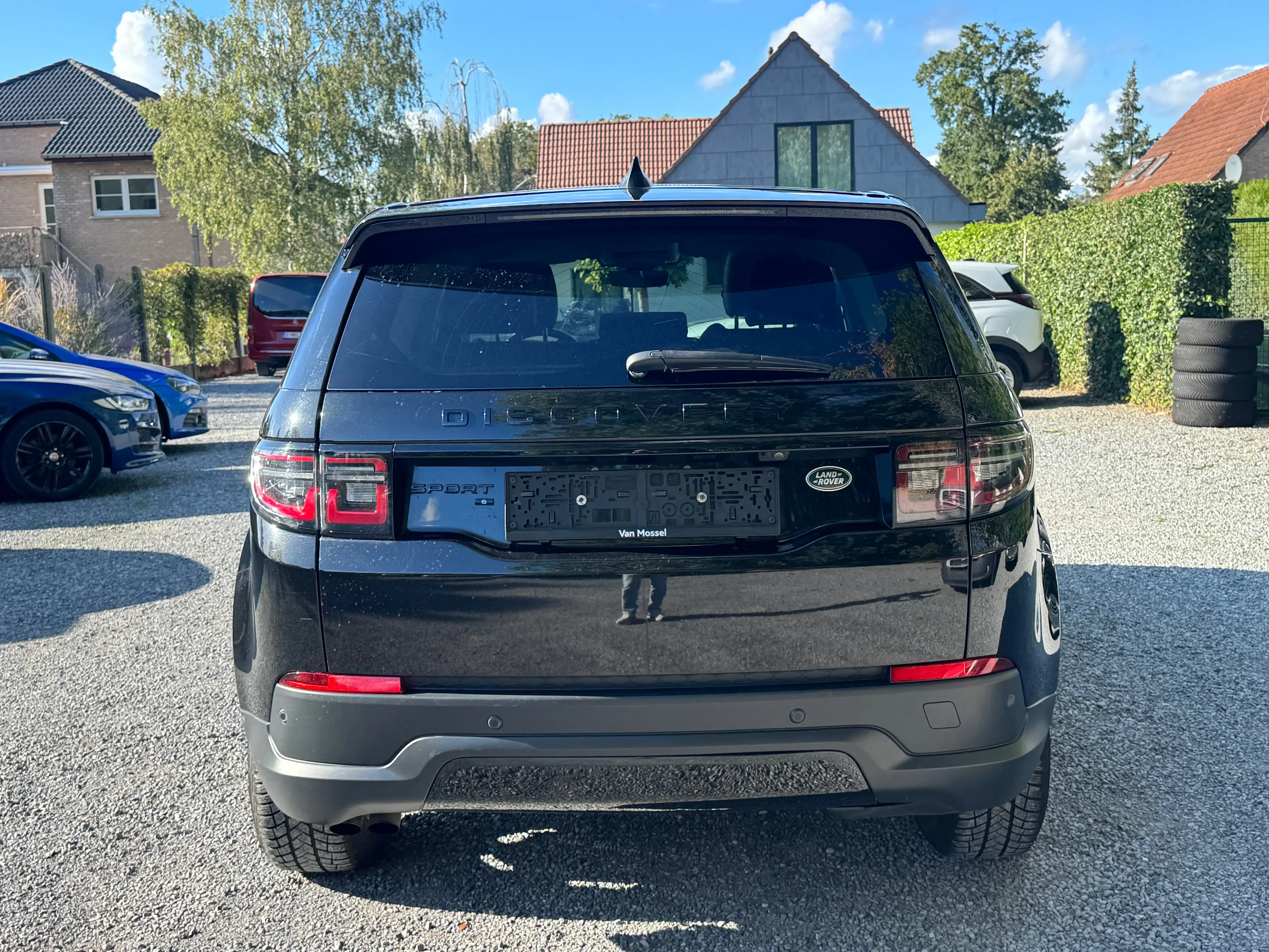 Land Rover Discovery Sport Discovery Sport 2.0 TD4 MHEV 4WD D165 — photo 4
