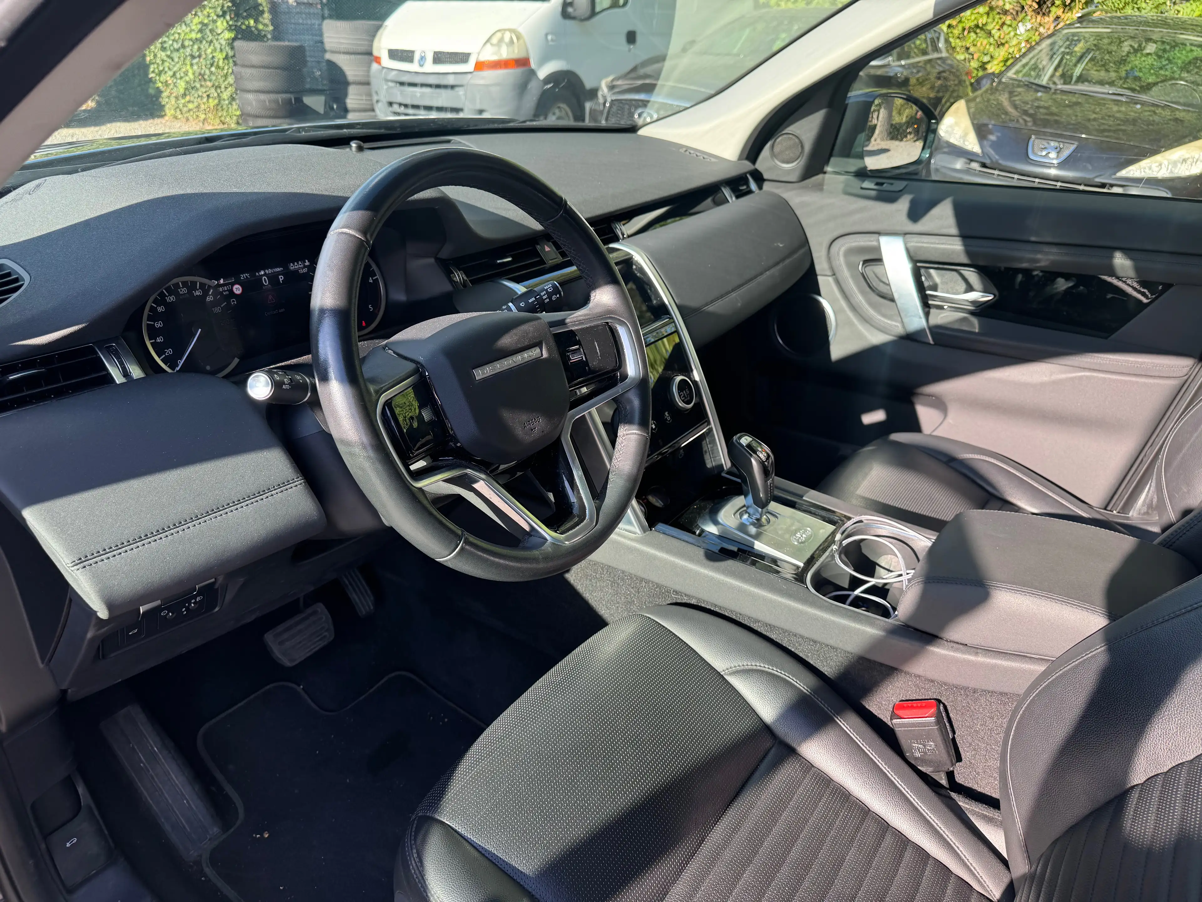 Land Rover Discovery Sport Discovery Sport 2.0 TD4 MHEV 4WD D165 — photo 12