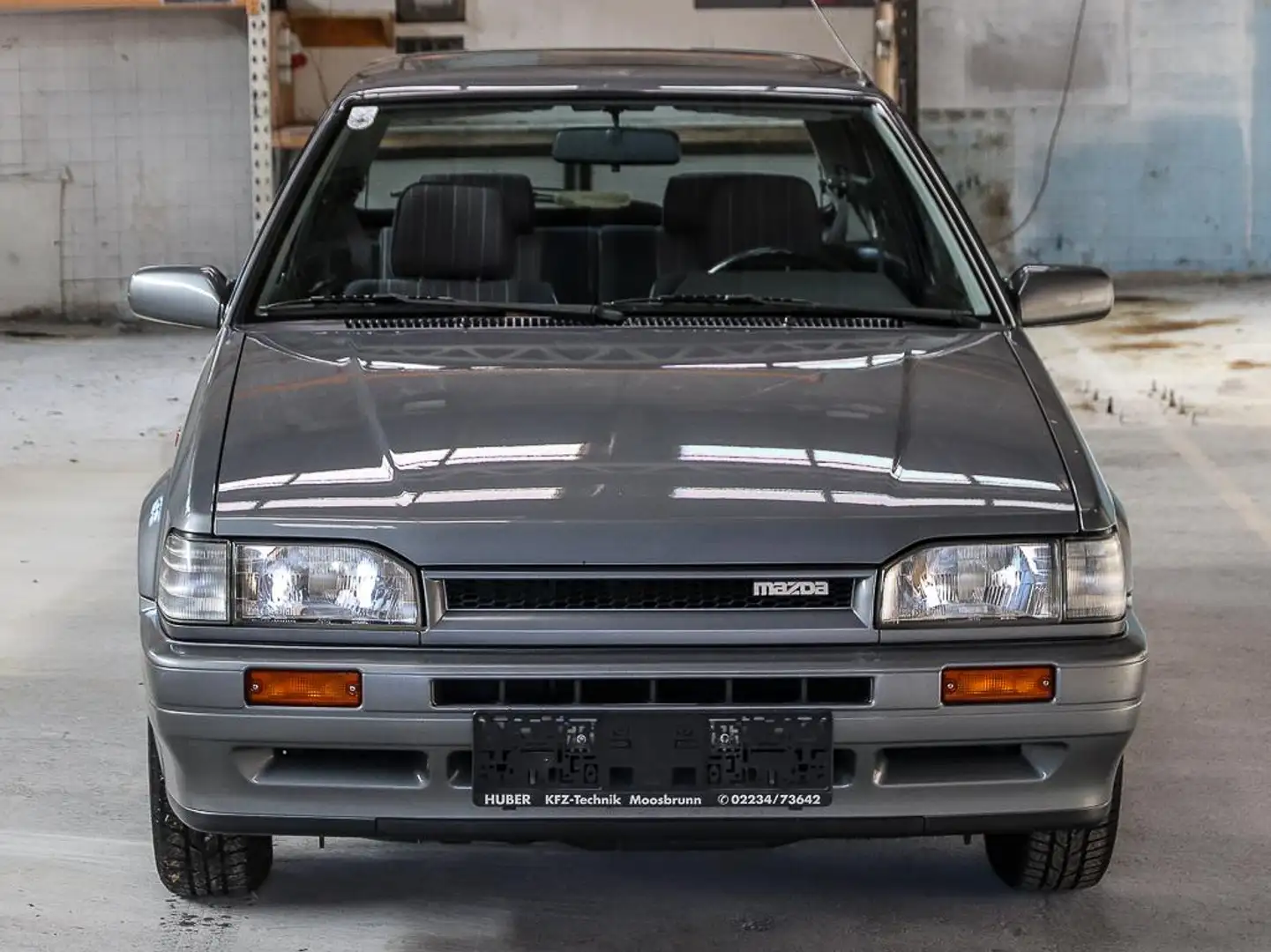 Mazda 323 323 Kat 1.6 Grau - 2