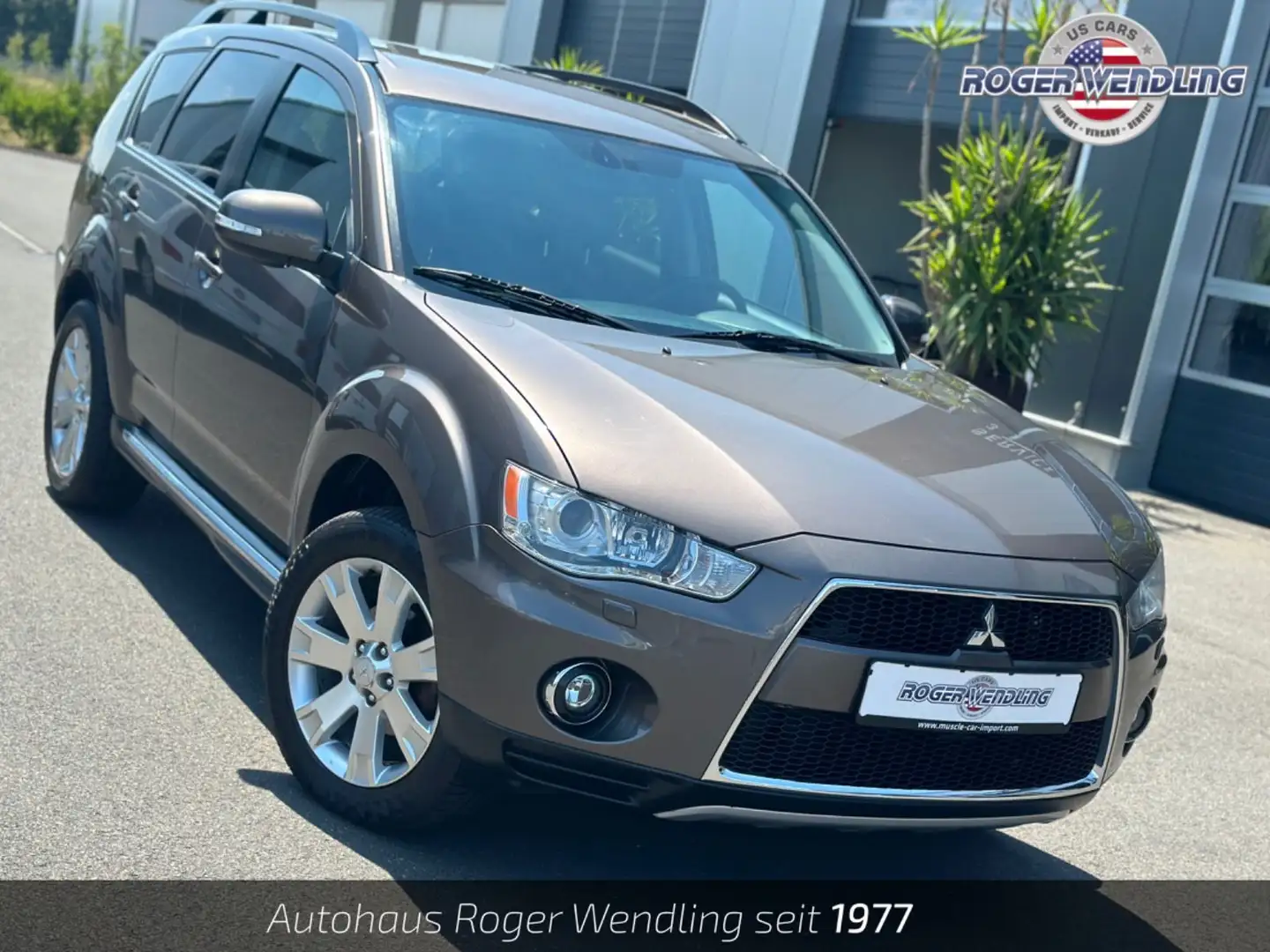 Mitsubishi Outlander XTRA 2WD 1. HAND WINTER SOMMER RÄDER Brun - 1