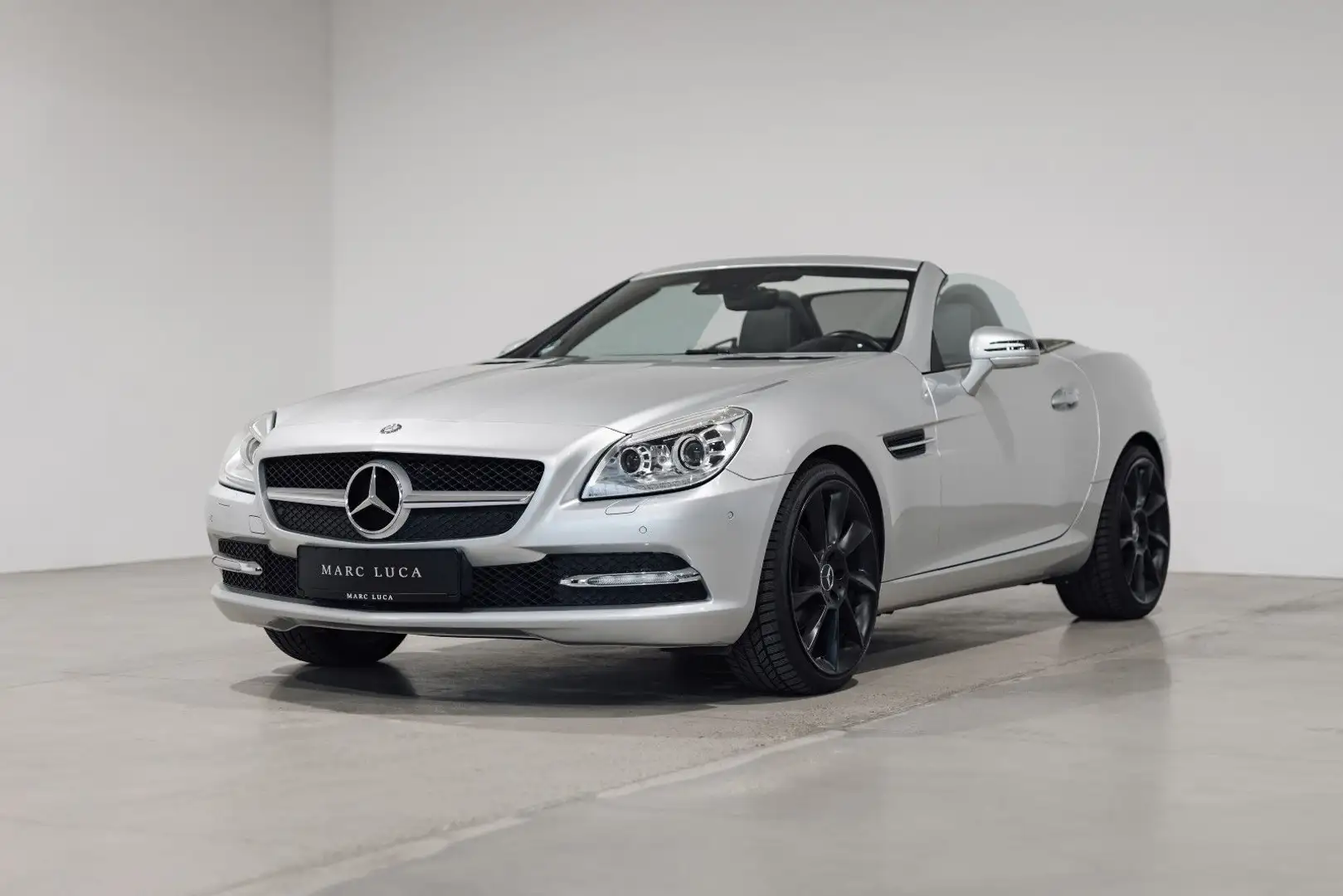 Mercedes-Benz SLK 200 BlueEFFICIENCY Argent - 2