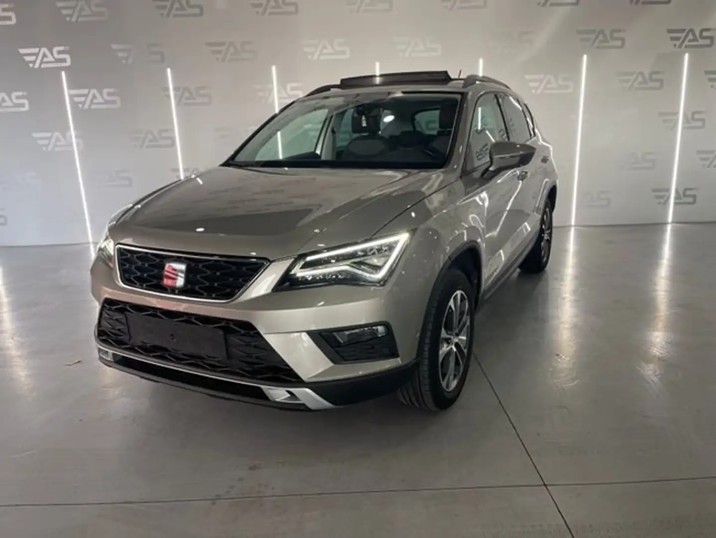 SEAT Ateca 1.4 EcoTSI S&S Xcellence DSG7 Marrón - 1