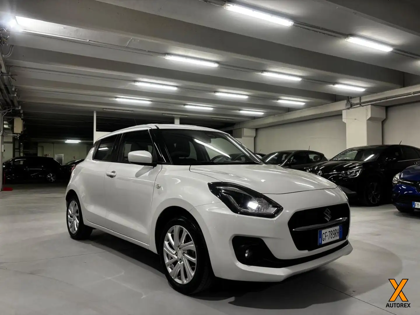 Suzuki Swift 1.2 Hybrid Top Blanc - 1