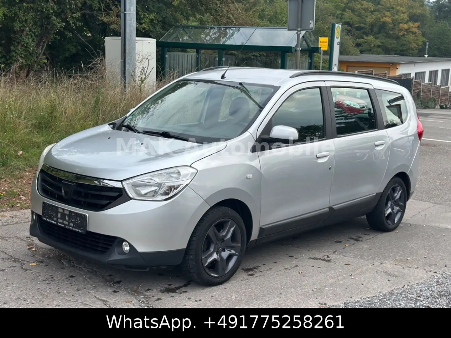 Dacia Lodgy Laureate 1.6 Navi,Klima,Euro5 Silber - 1