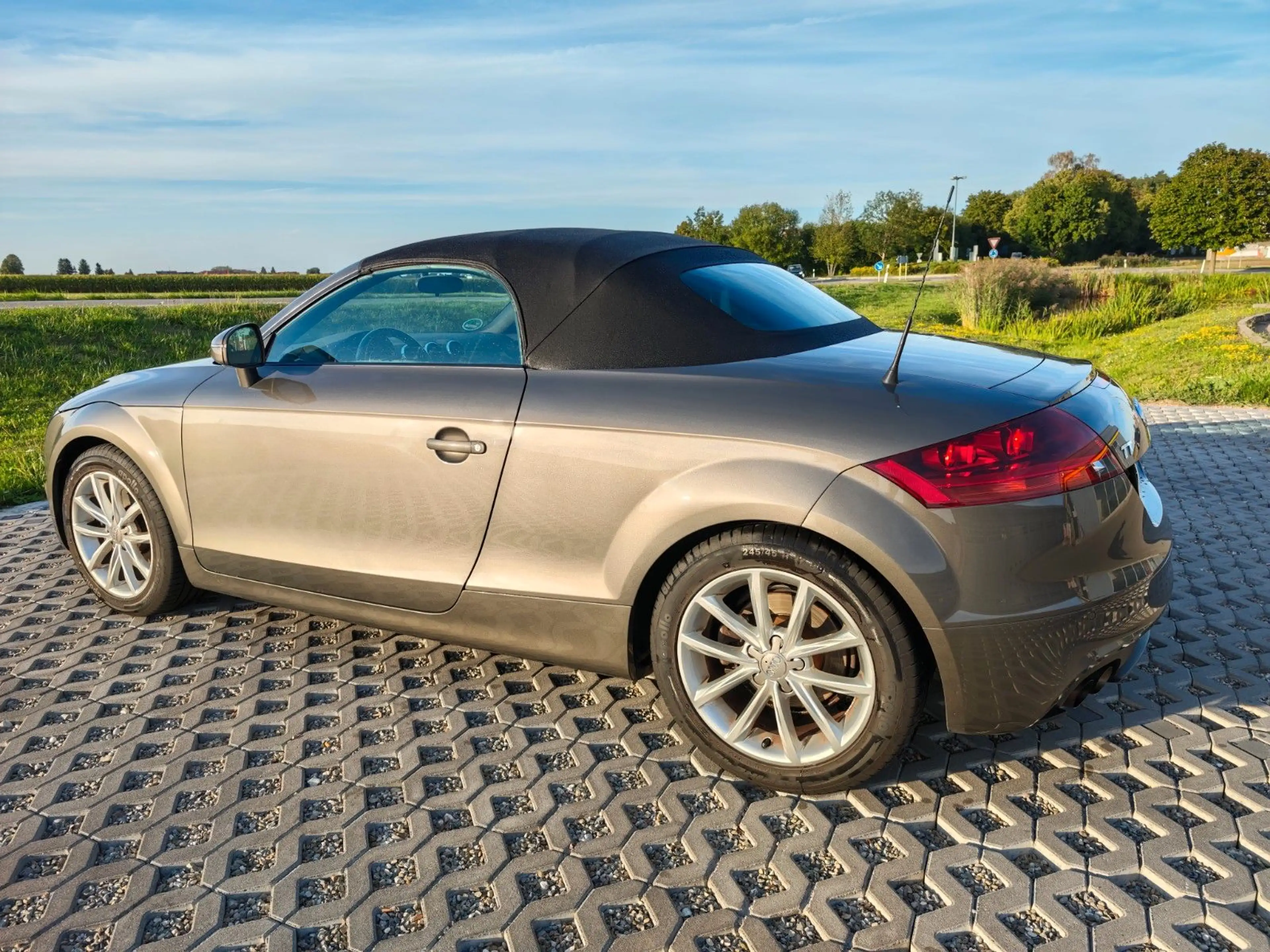 Audi TT Coupe/Roadster 1.8 TFSI Roadster — photo 12
