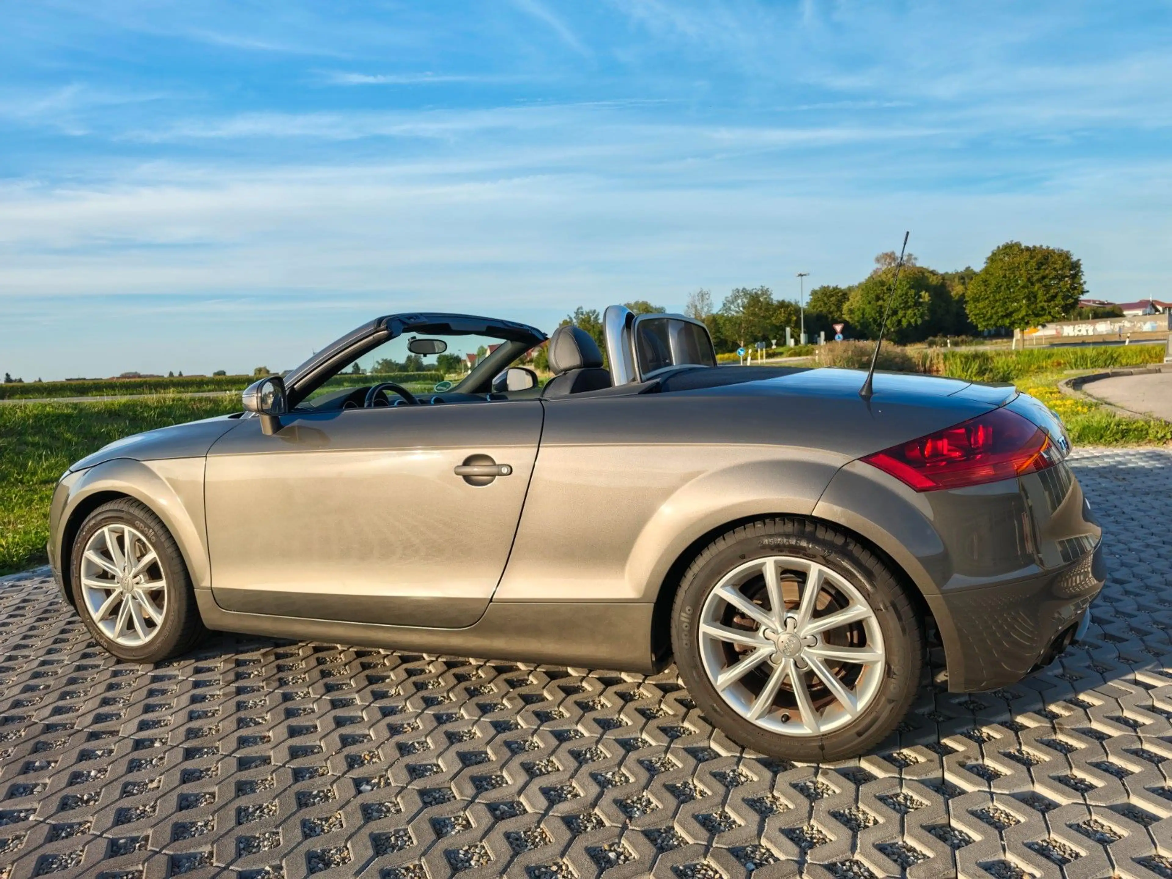 Audi TT Coupe/Roadster 1.8 TFSI Roadster — photo 5