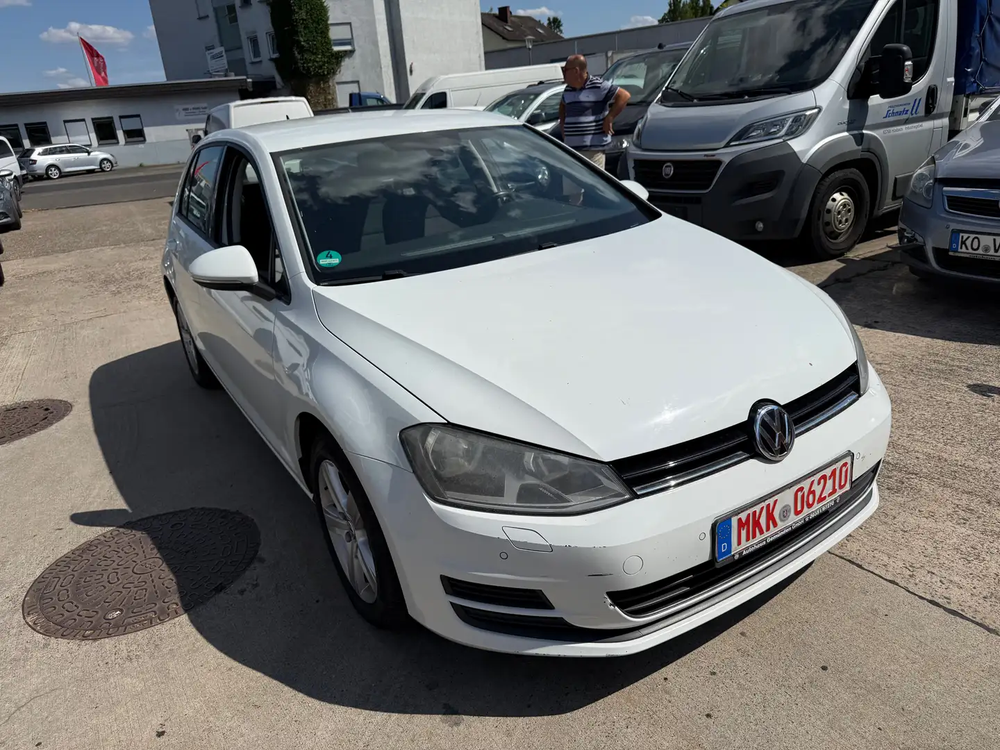 Volkswagen Golf Comfortline BMT Weiß - 2