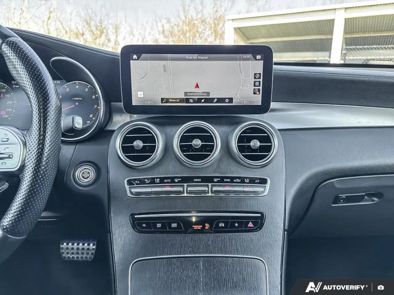 Mercedes-Benz GLC снимка Mercedes-Benz GLC